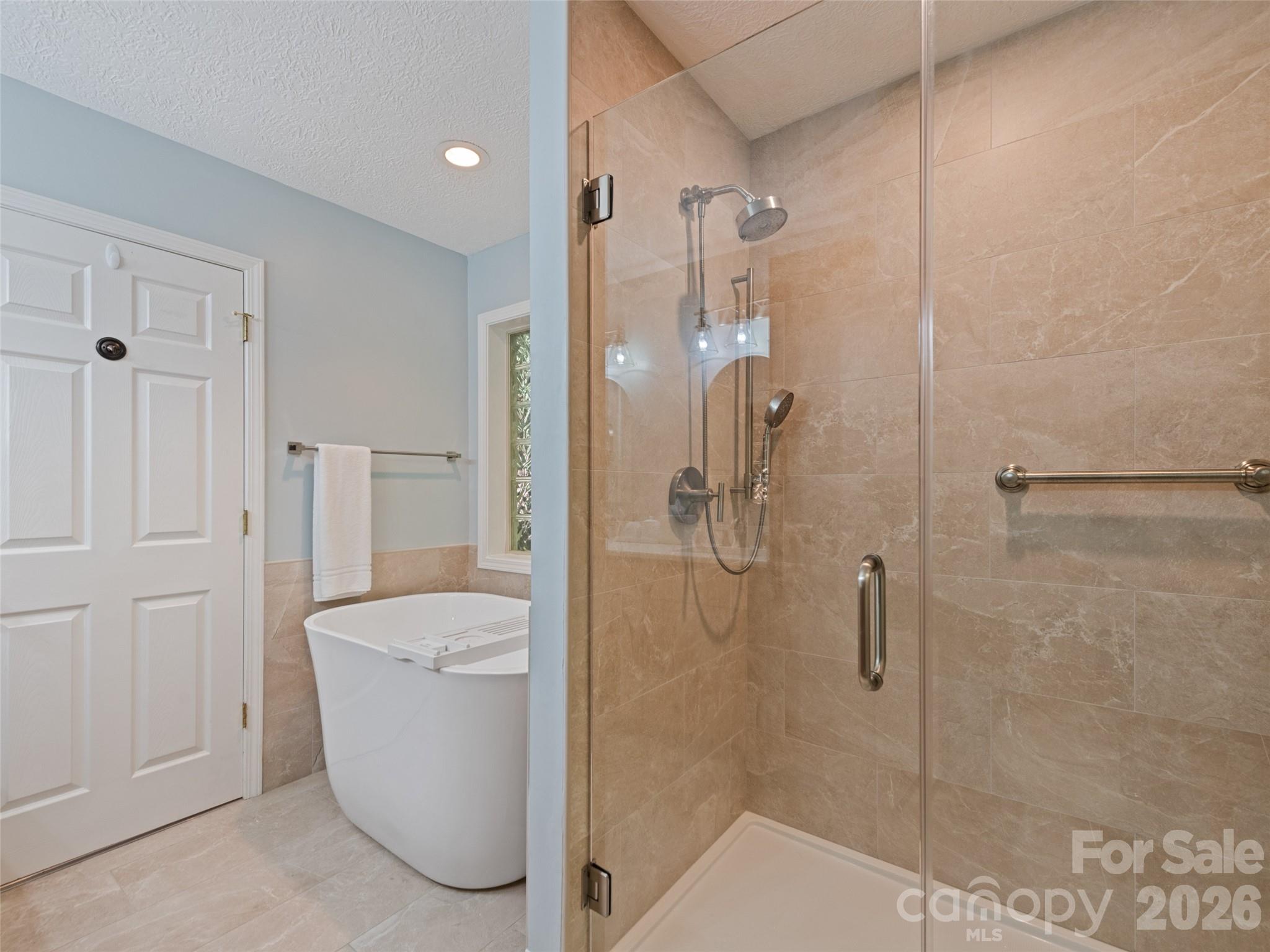 612 Brannon Forest Drive — Waynesville