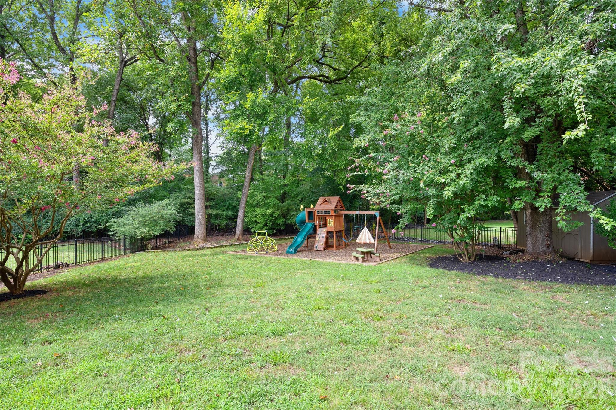 9516 Deer Spring Lane — Charlotte