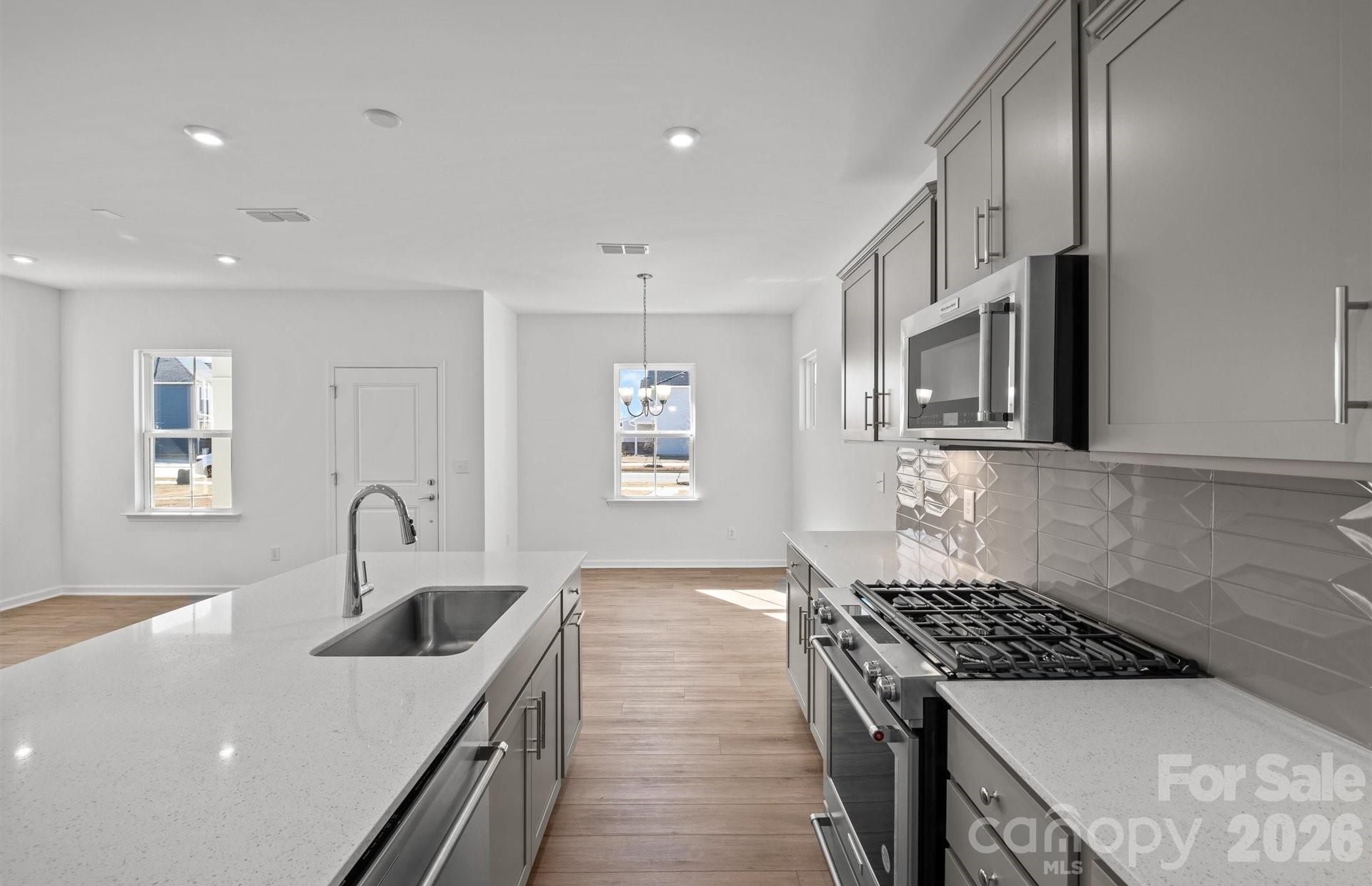 2212 Waterfall Way — Monroe