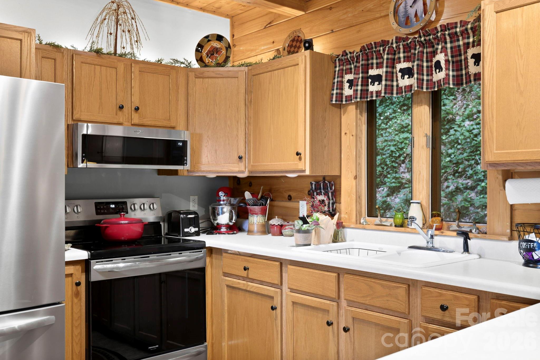 394 Hickory Drive — Waynesville