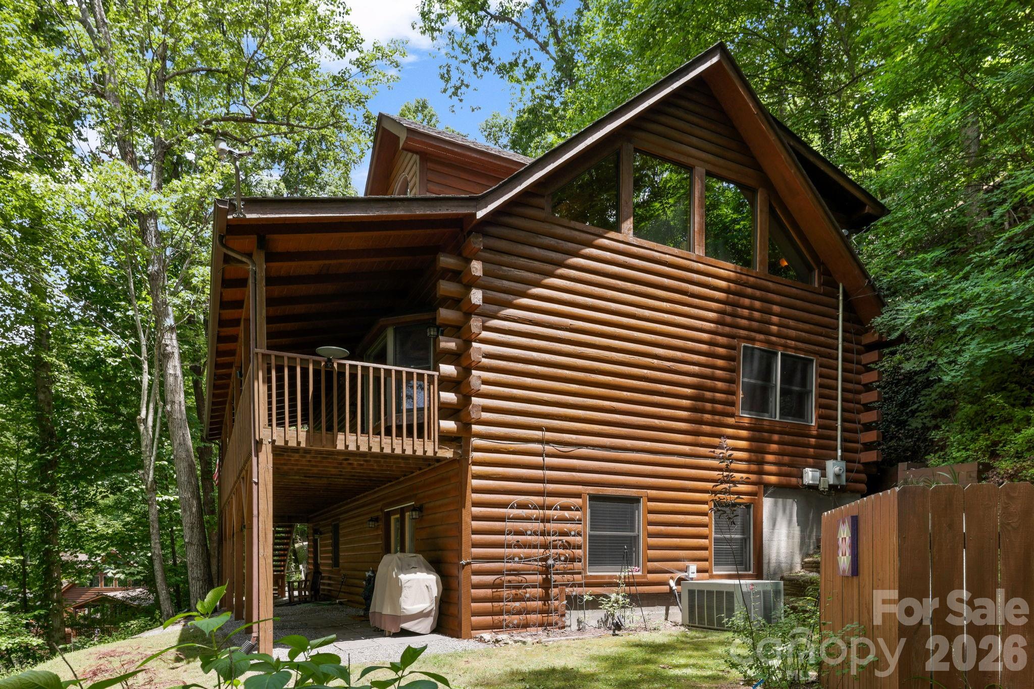 394 Hickory Drive — Waynesville