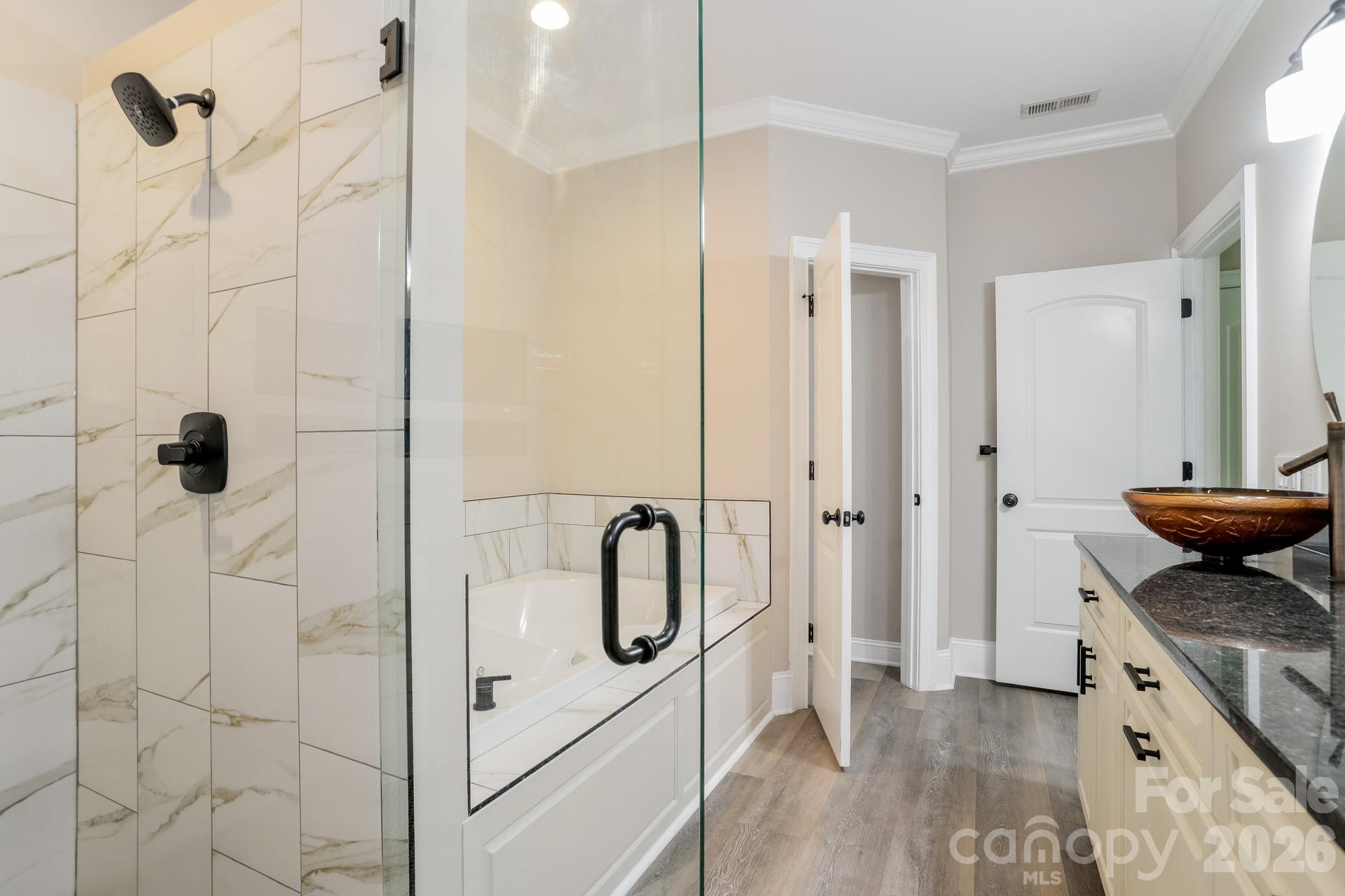 2360 Smith Harbour Drive — Denver