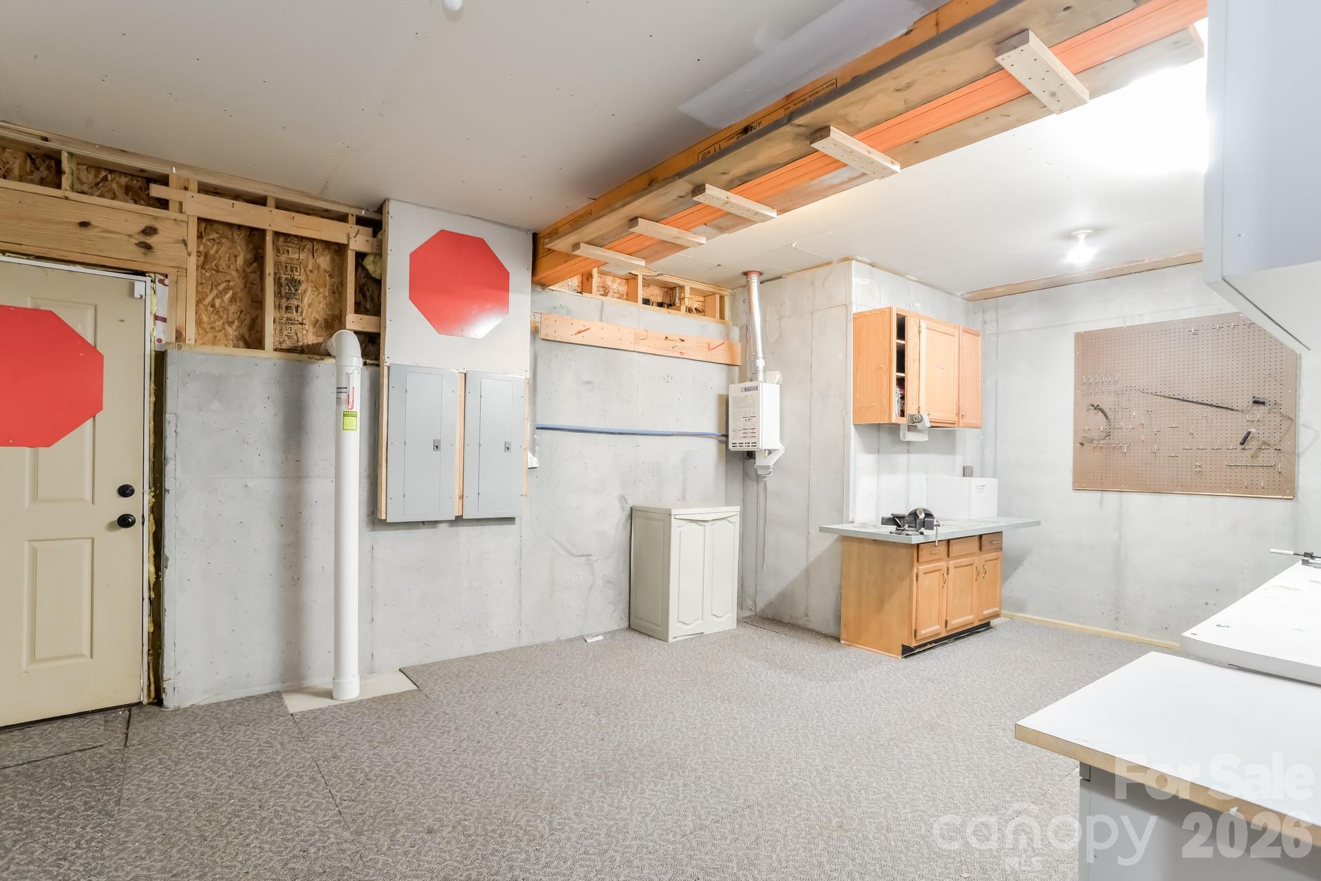 2360 Smith Harbour Drive — Denver