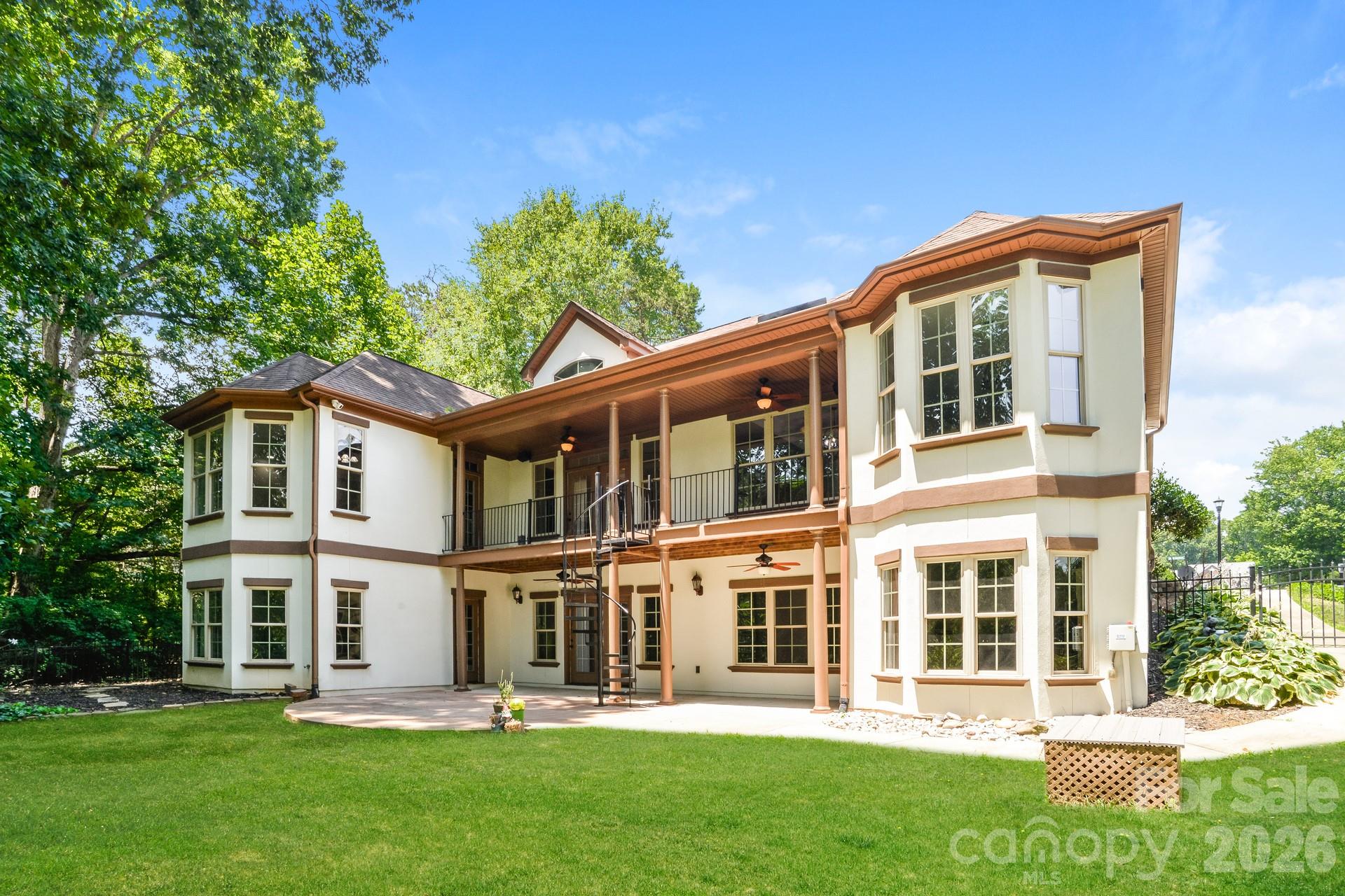 2360 Smith Harbour Drive — Denver