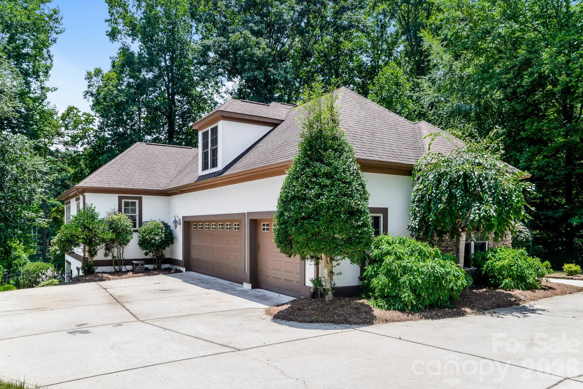 2360 Smith Harbour Drive — Denver