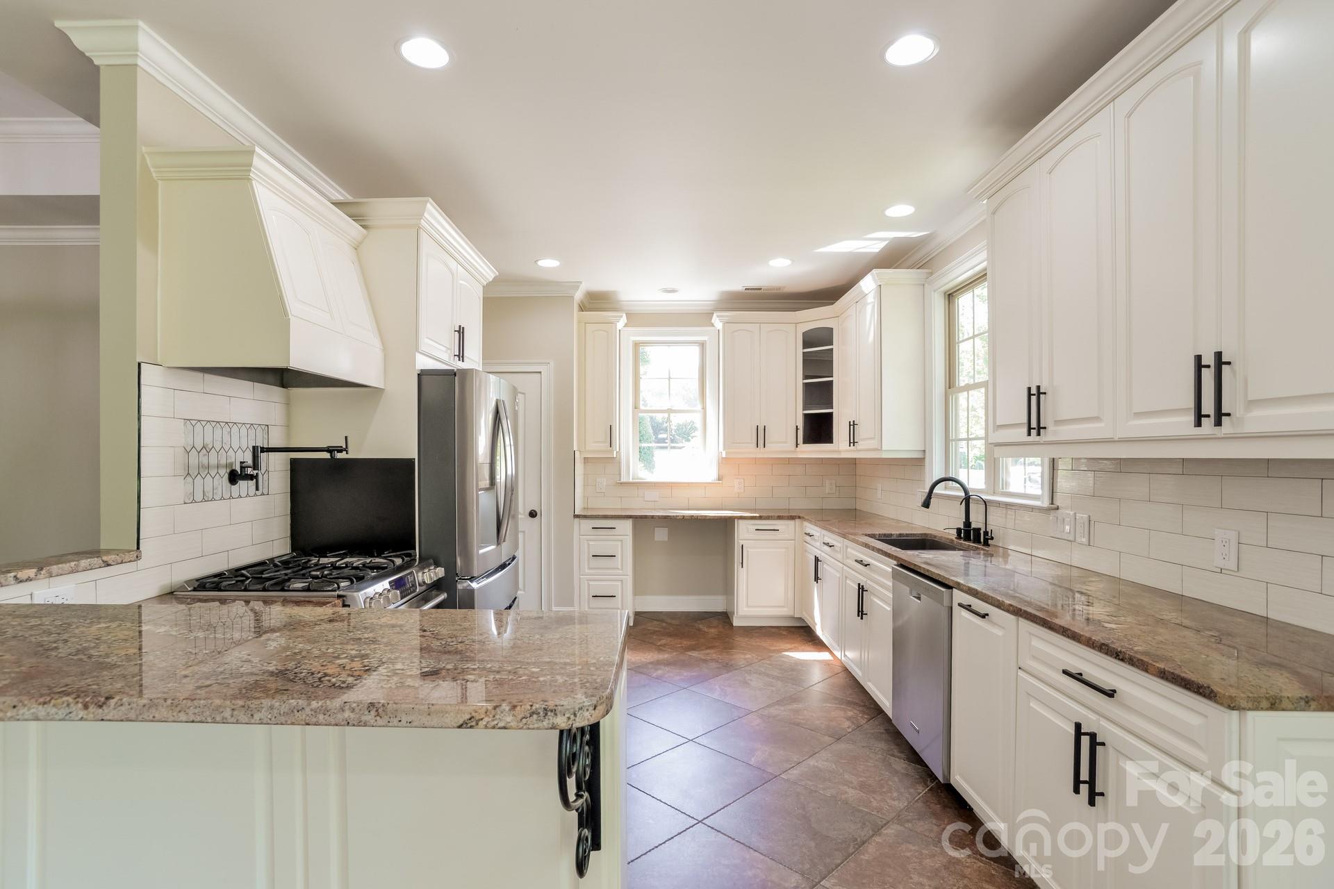 2360 Smith Harbour Drive — Denver