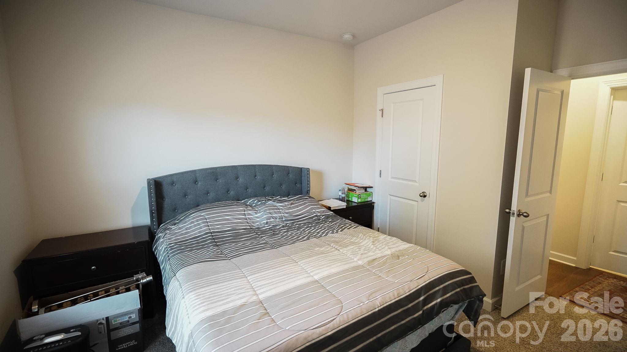 486 Olympia Way — York