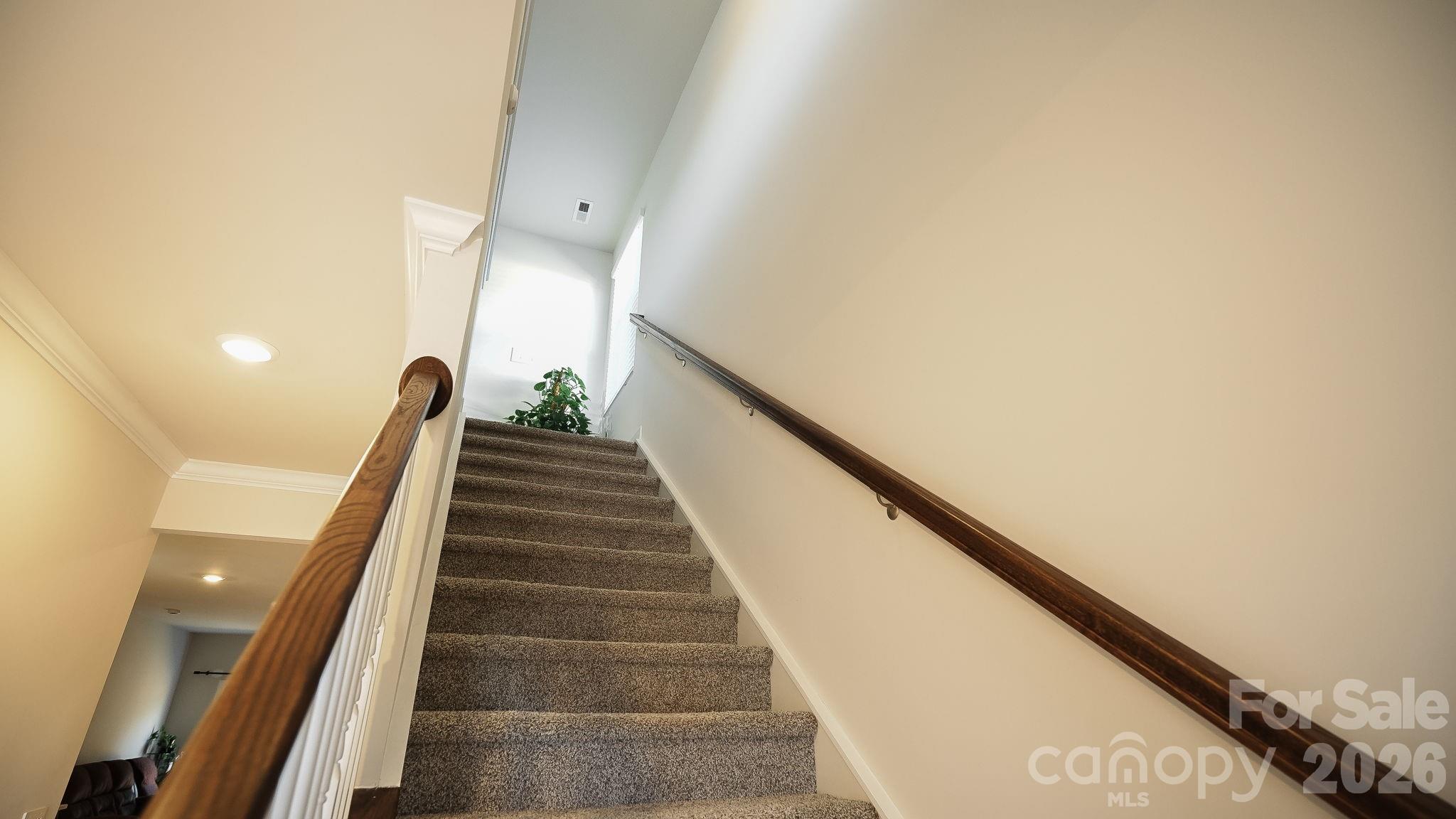 486 Olympia Way — York