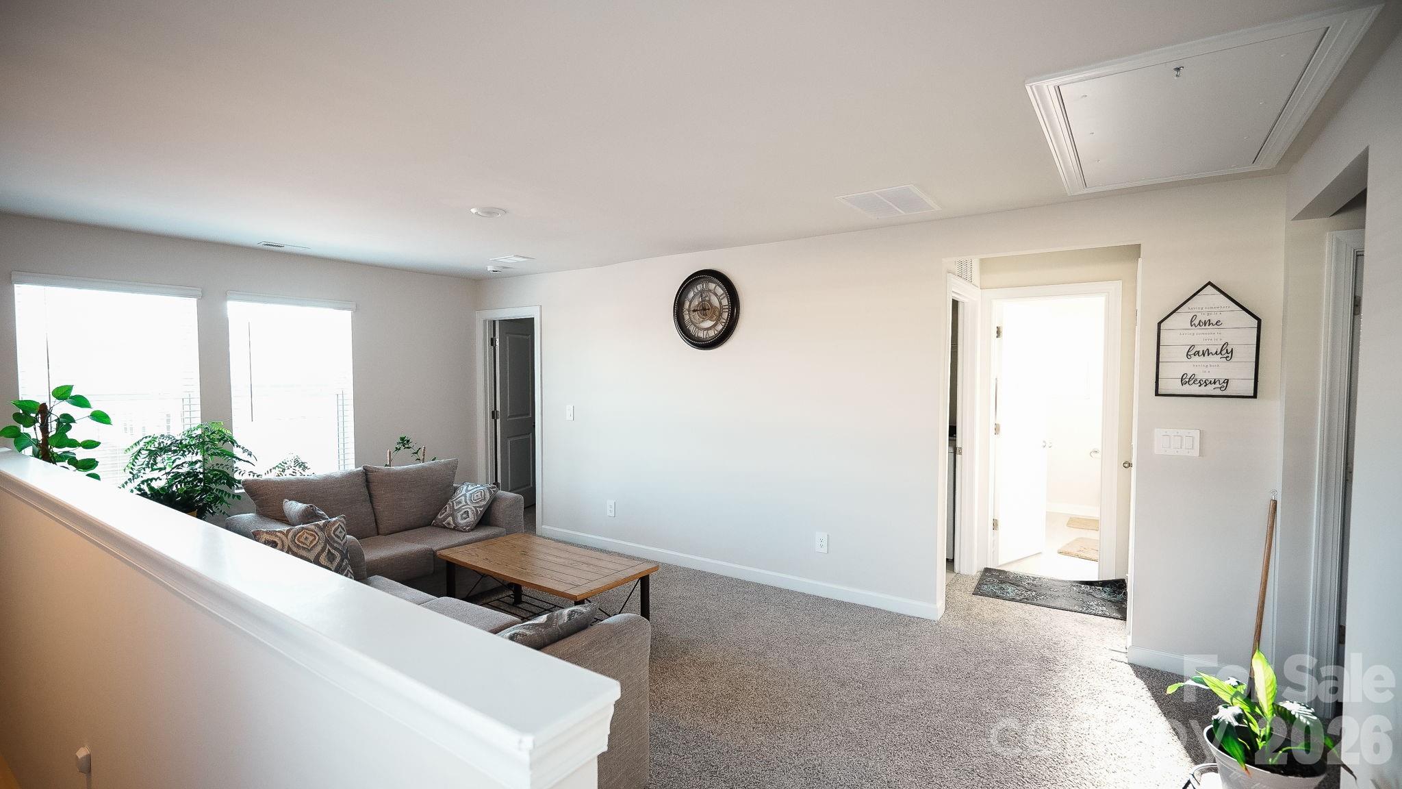 486 Olympia Way — York