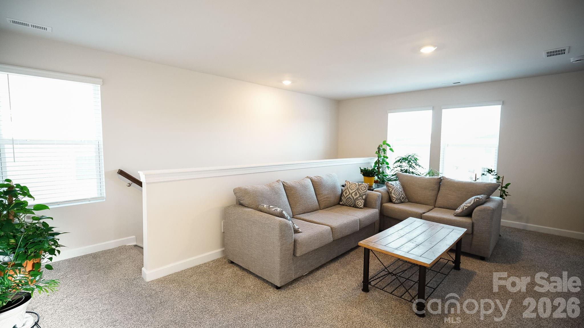 486 Olympia Way — York