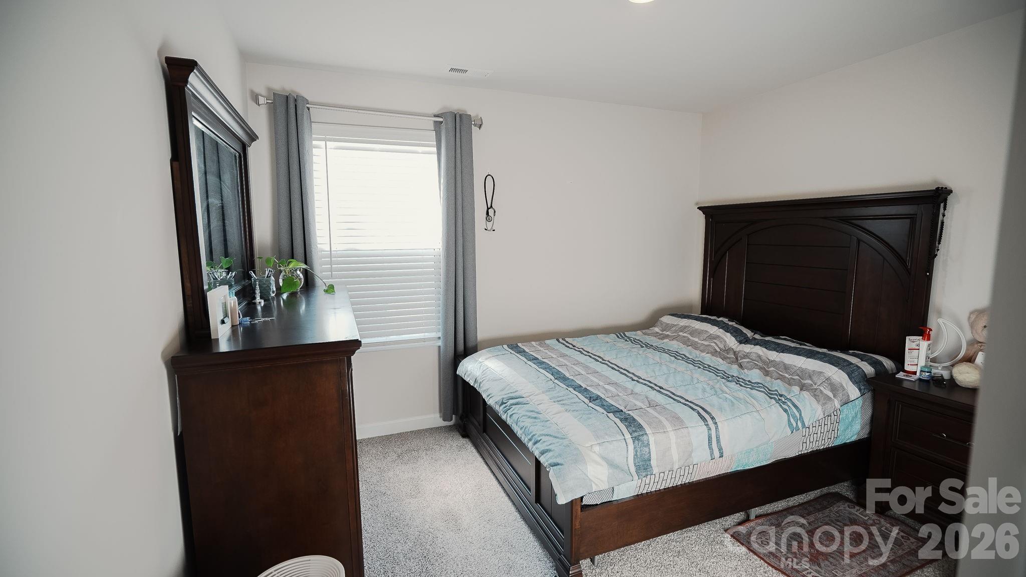 486 Olympia Way — York