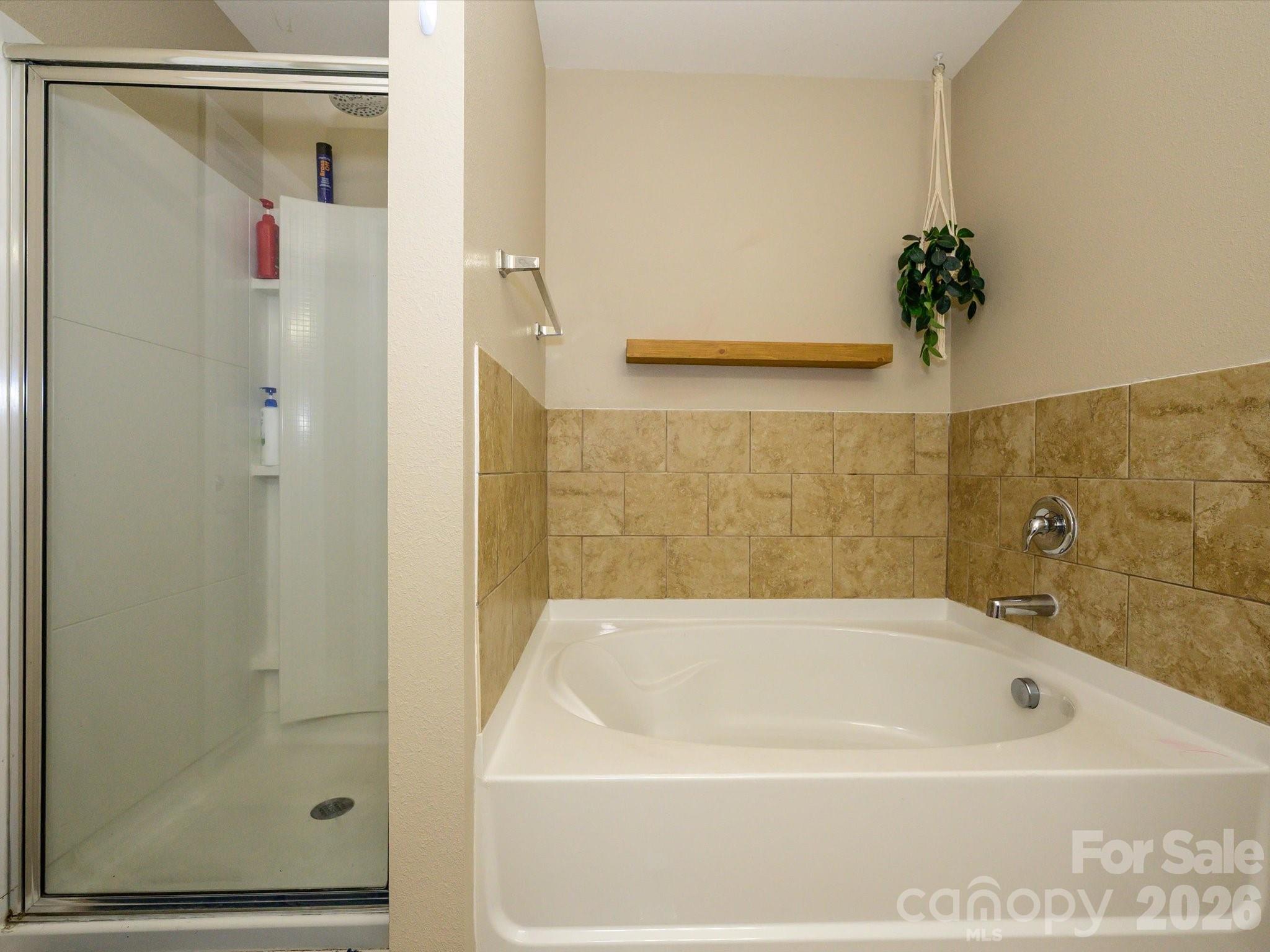 11819 Paver Lane — Midland