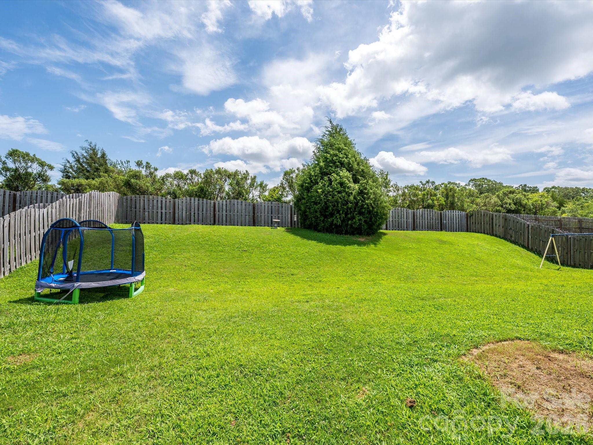 11819 Paver Lane — Midland