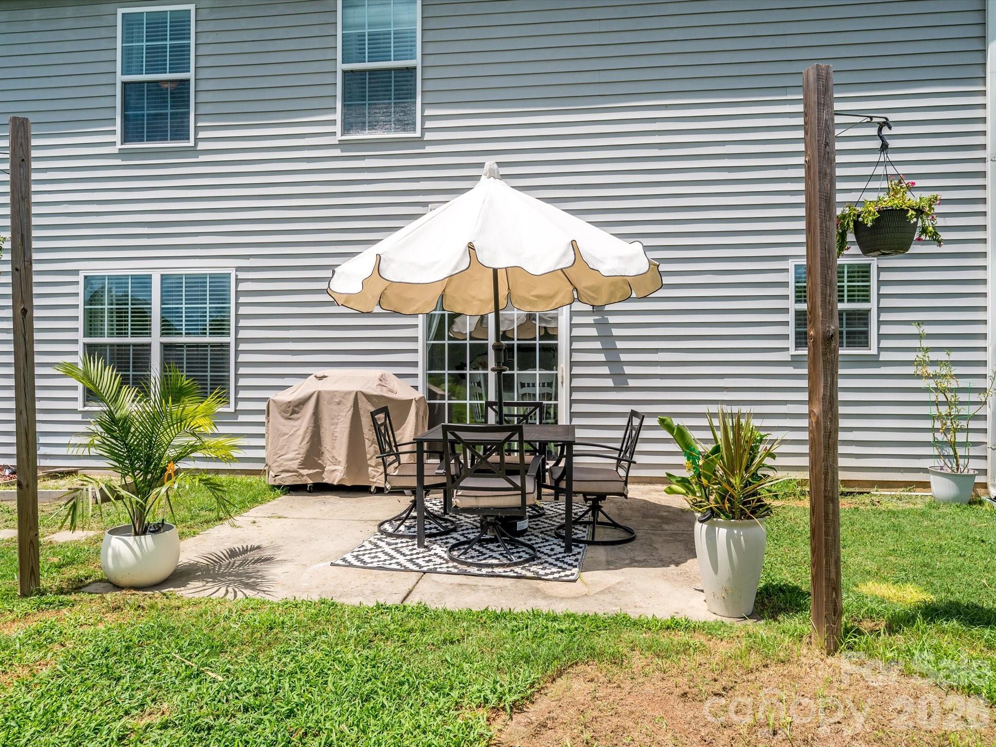 11819 Paver Lane — Midland