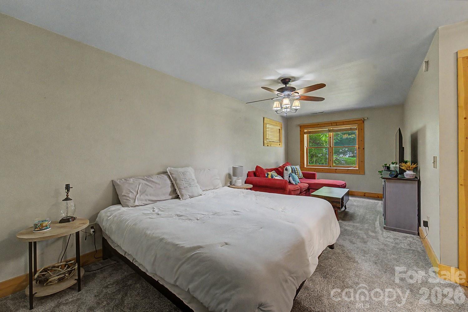 91 Tibi Lane — Waynesville