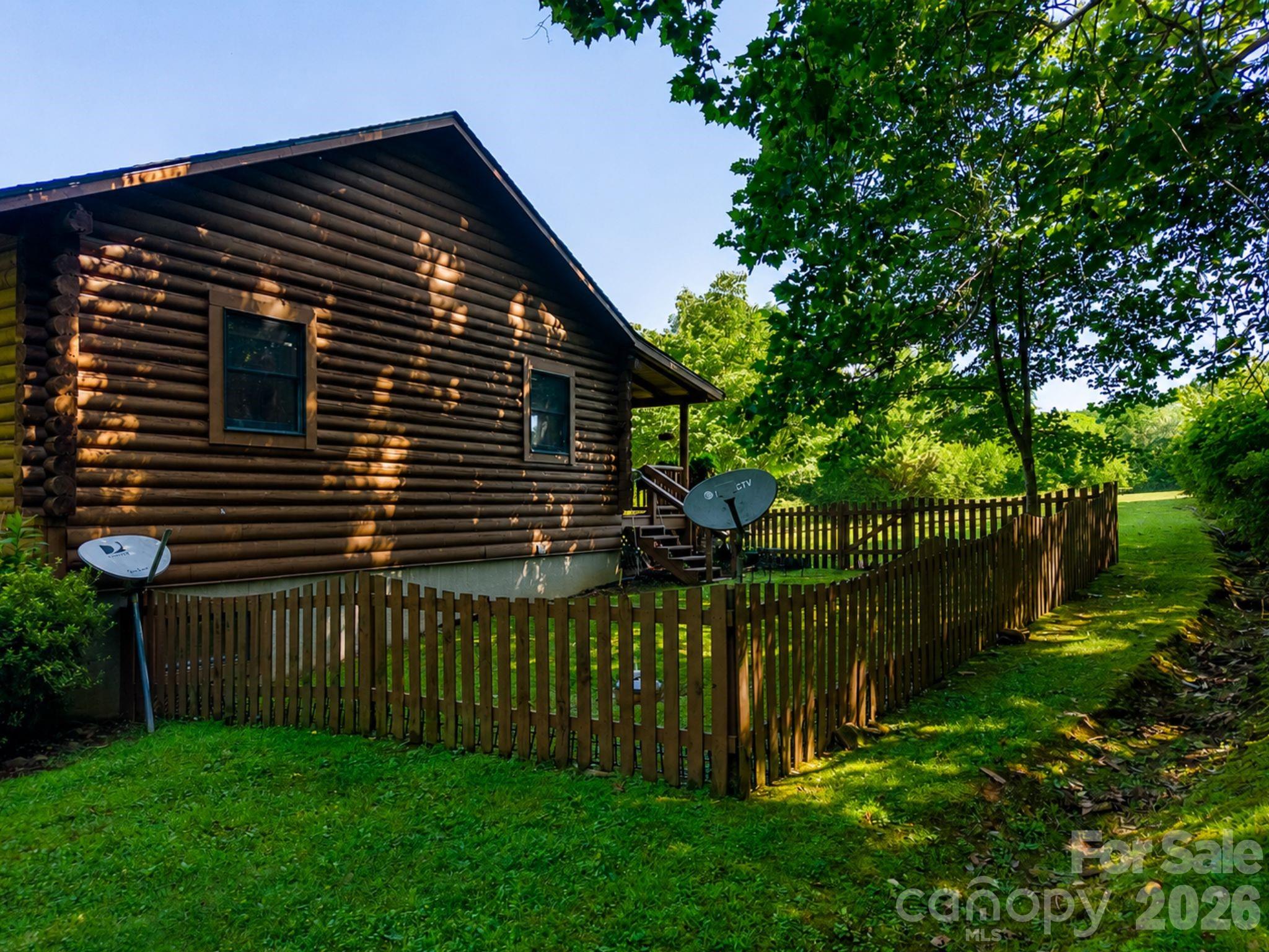 91 Tibi Lane — Waynesville