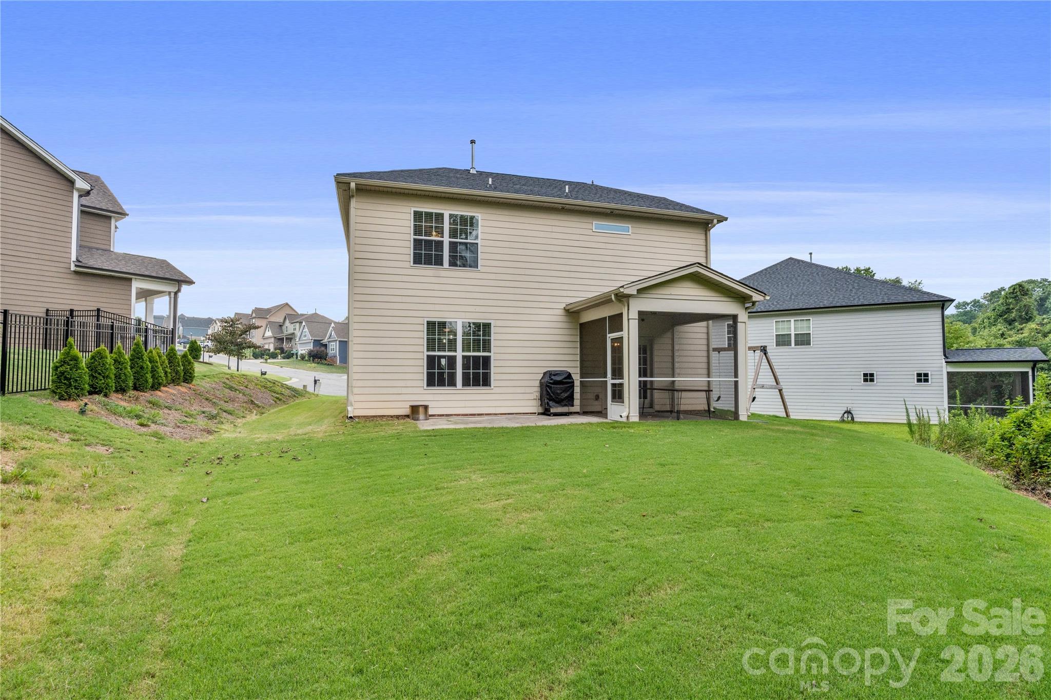 4604 Fairway Run Drive — Pfafftown