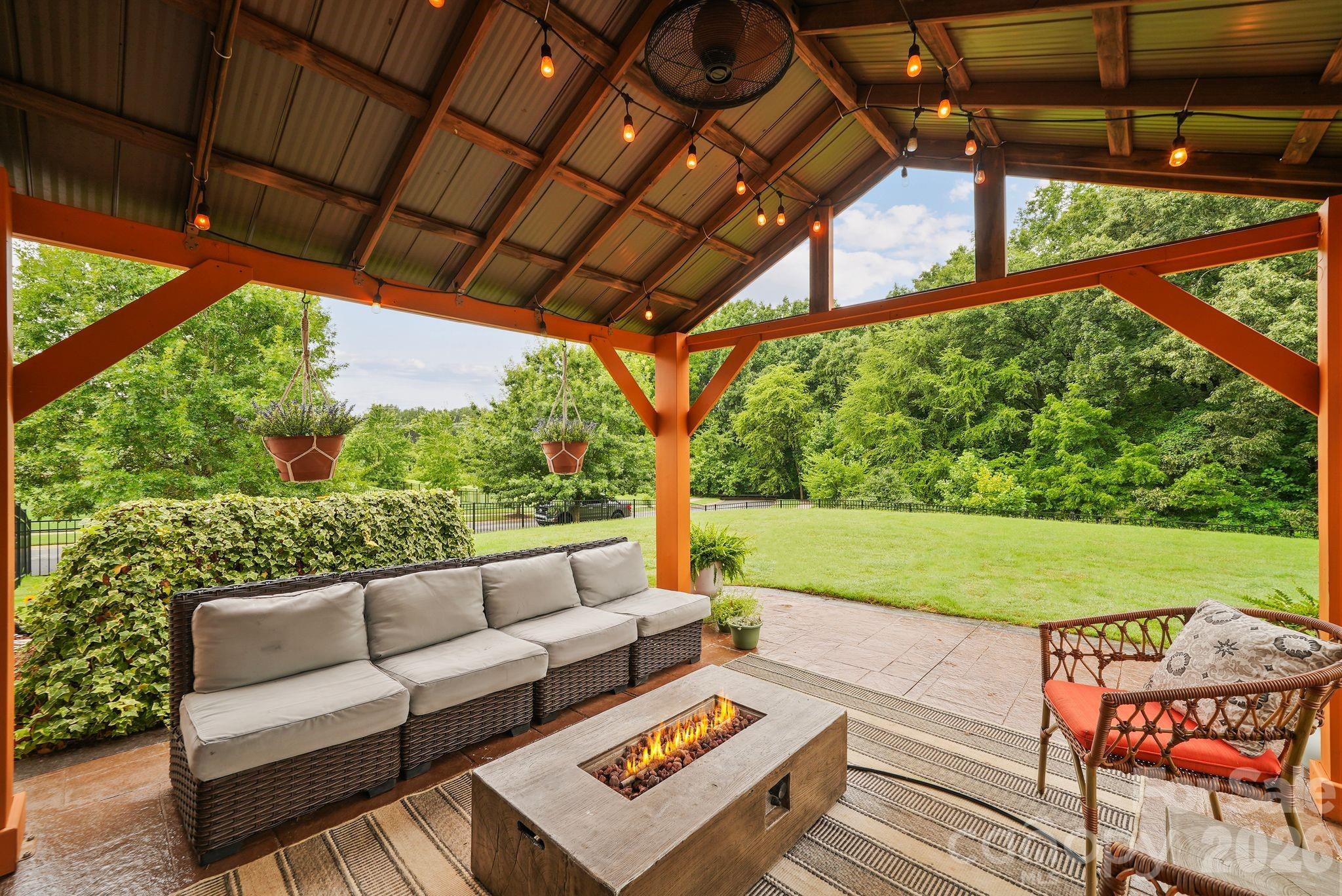 14612 Baytown Court — Huntersville