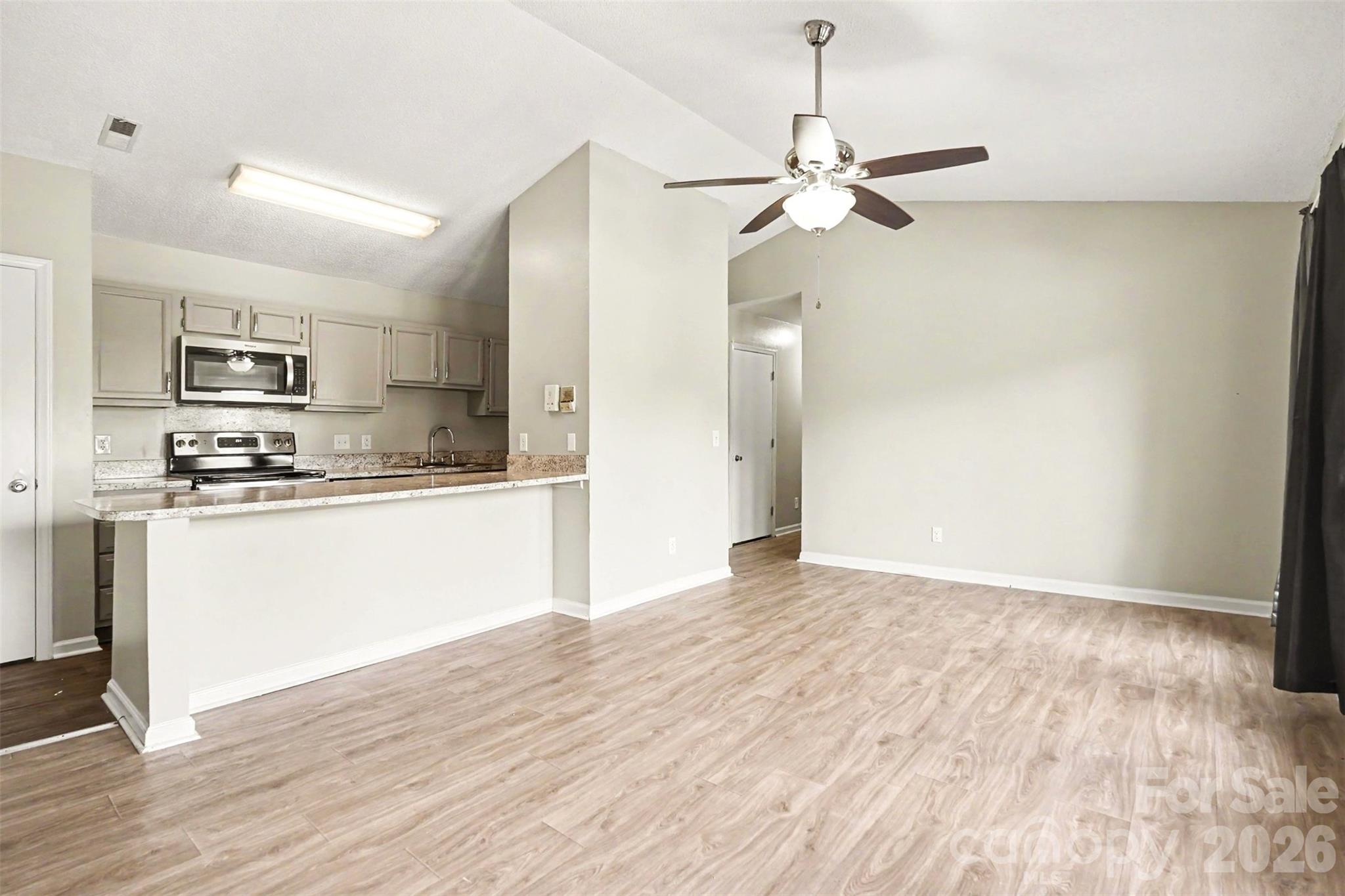 6165 Meadow Rose Lane — Charlotte