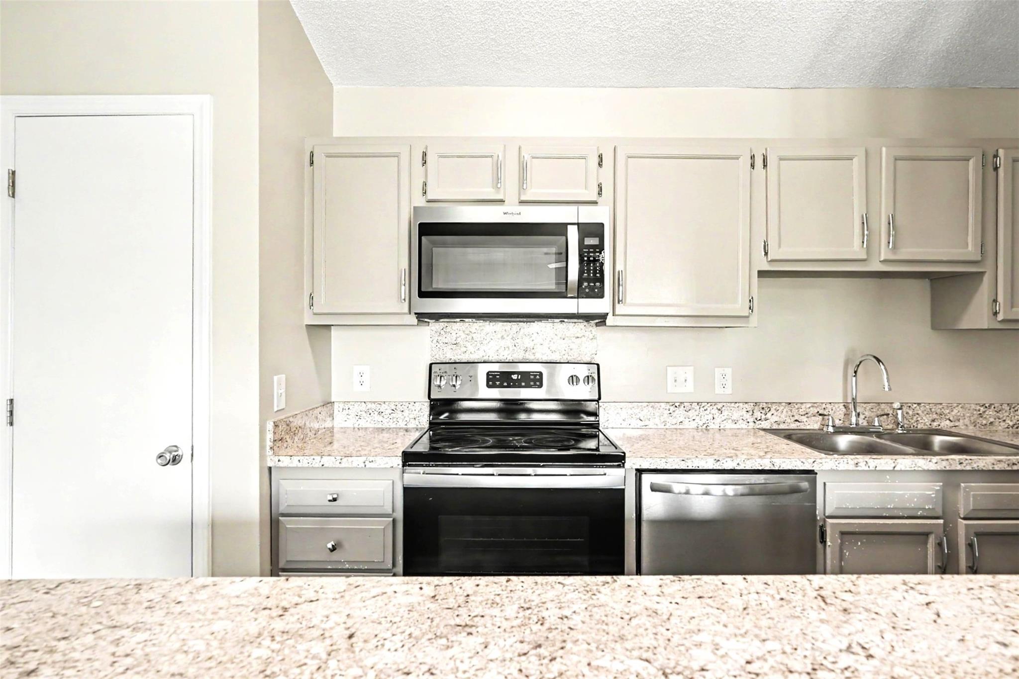 6165 Meadow Rose Lane — Charlotte