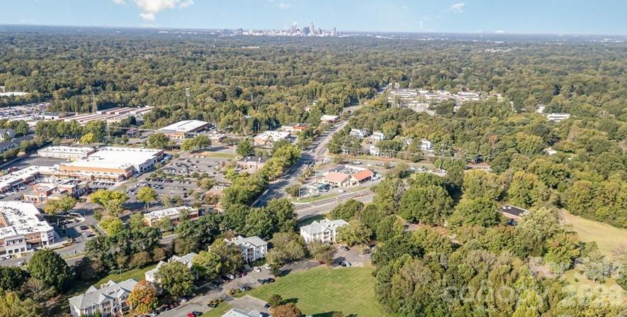 6165 Meadow Rose Lane — Charlotte