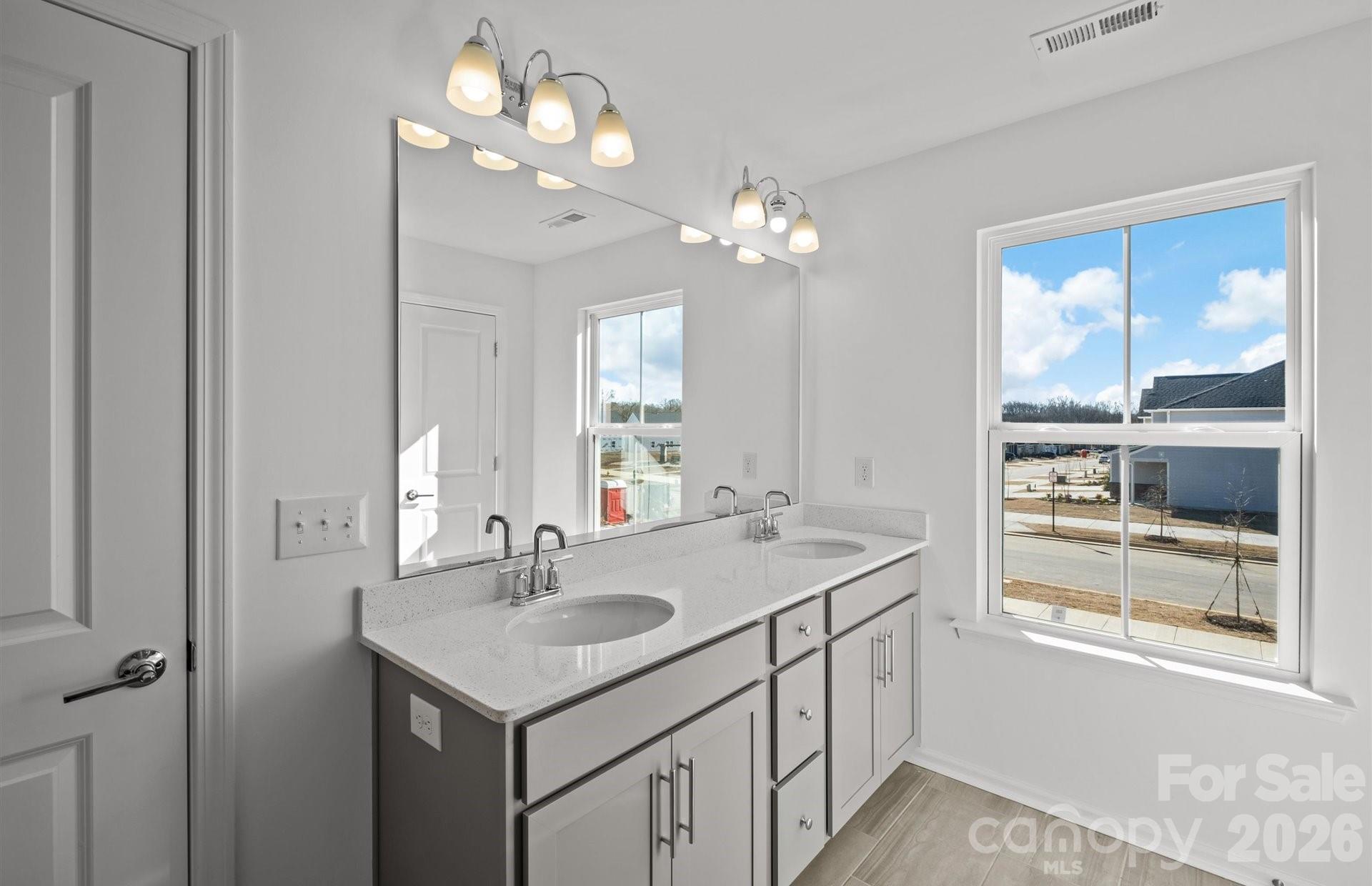 2124 Waterfall Way — Monroe