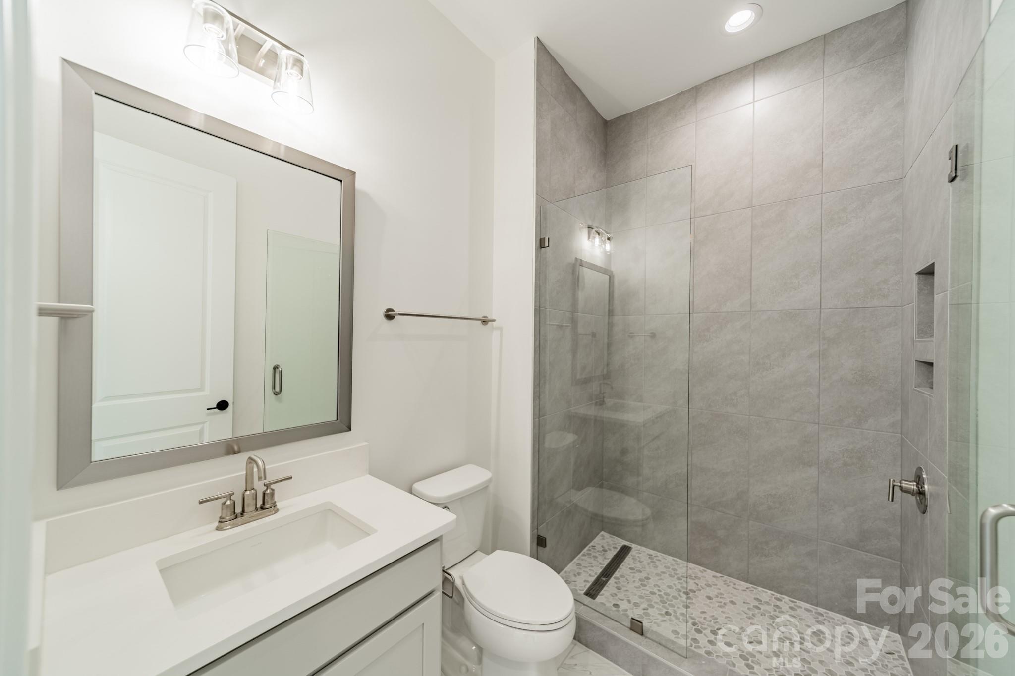 1011 Detweiler Road — Marvin