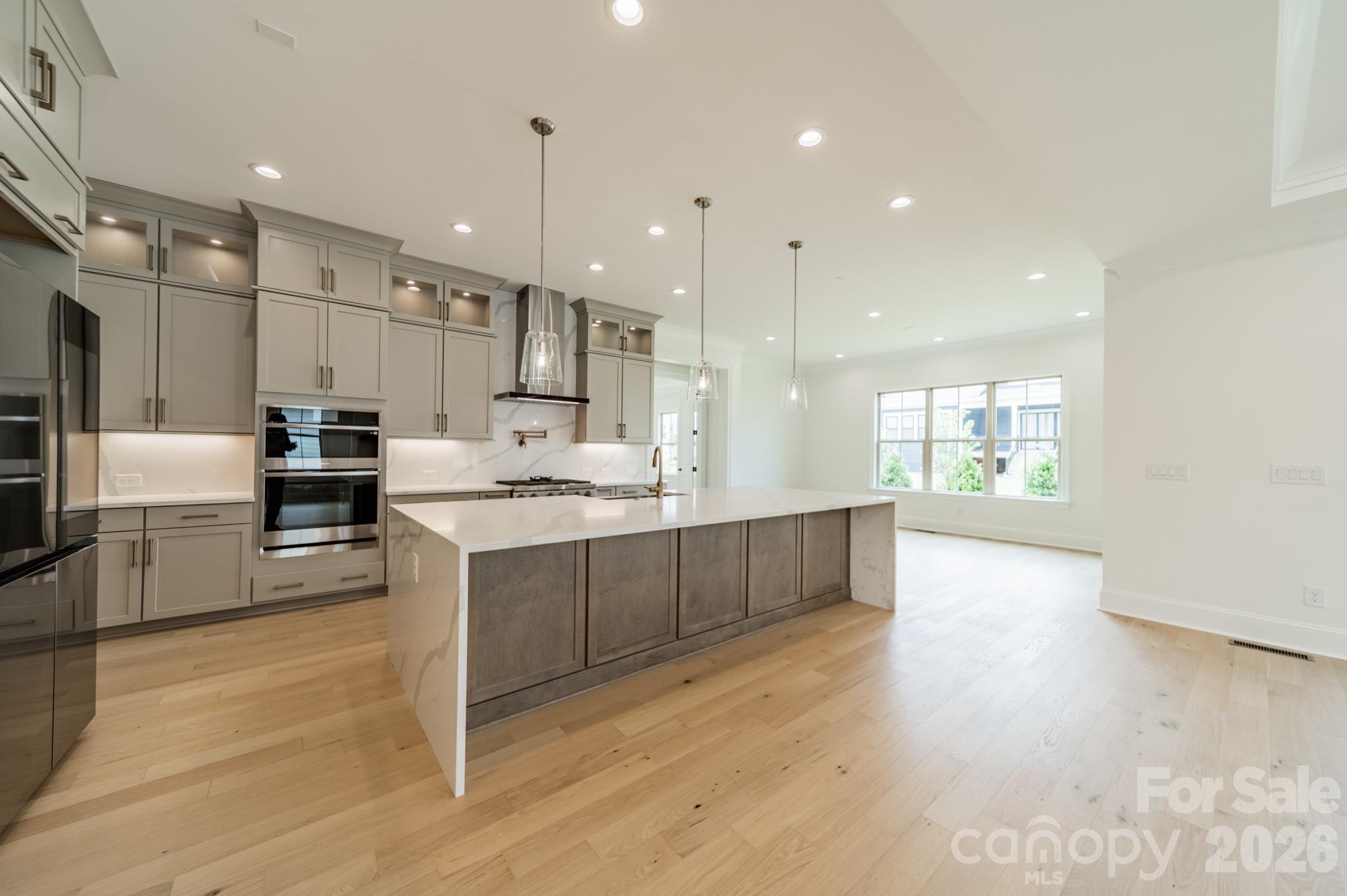 1011 Detweiler Road — Marvin