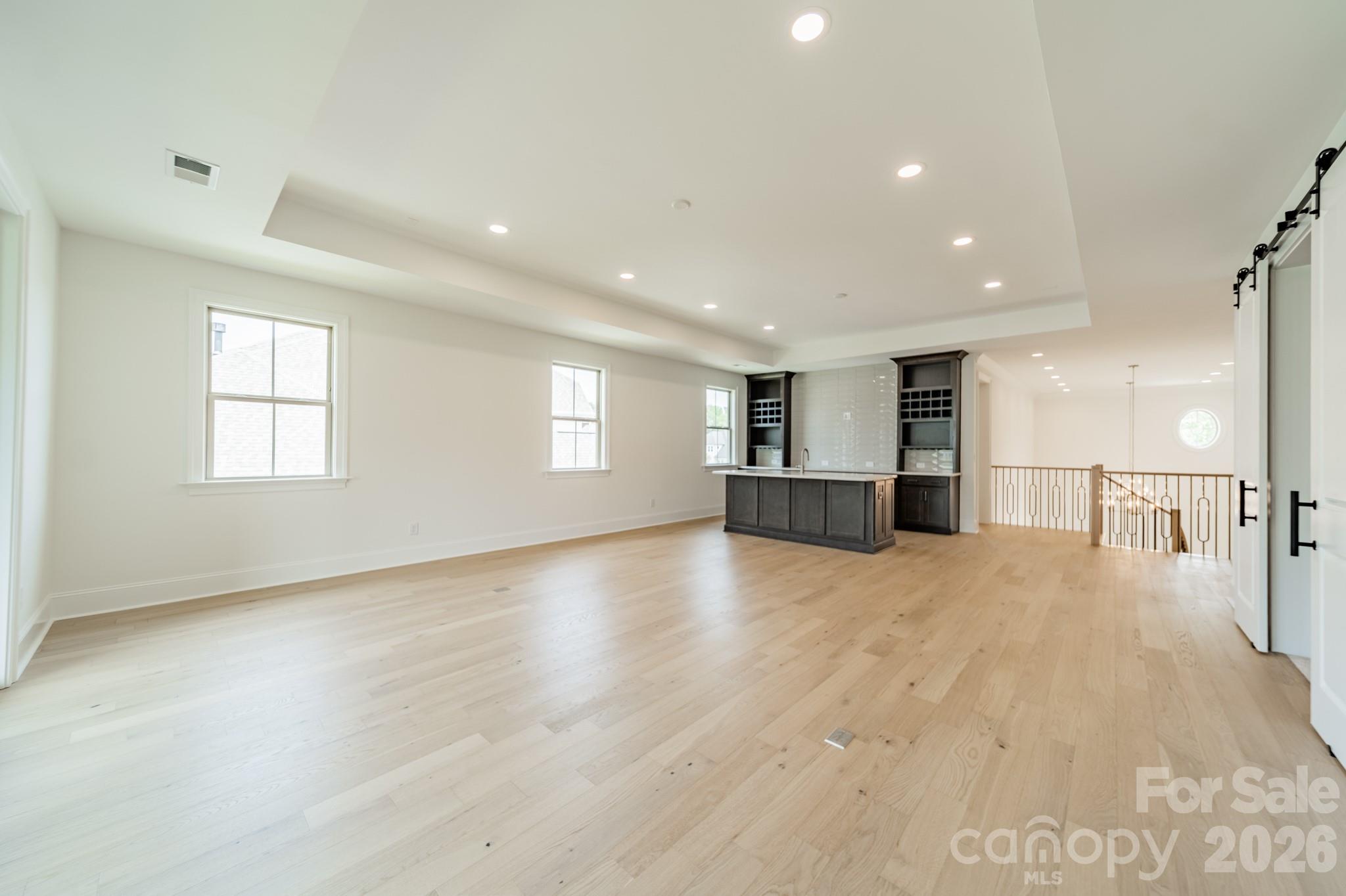 1011 Detweiler Road — Marvin
