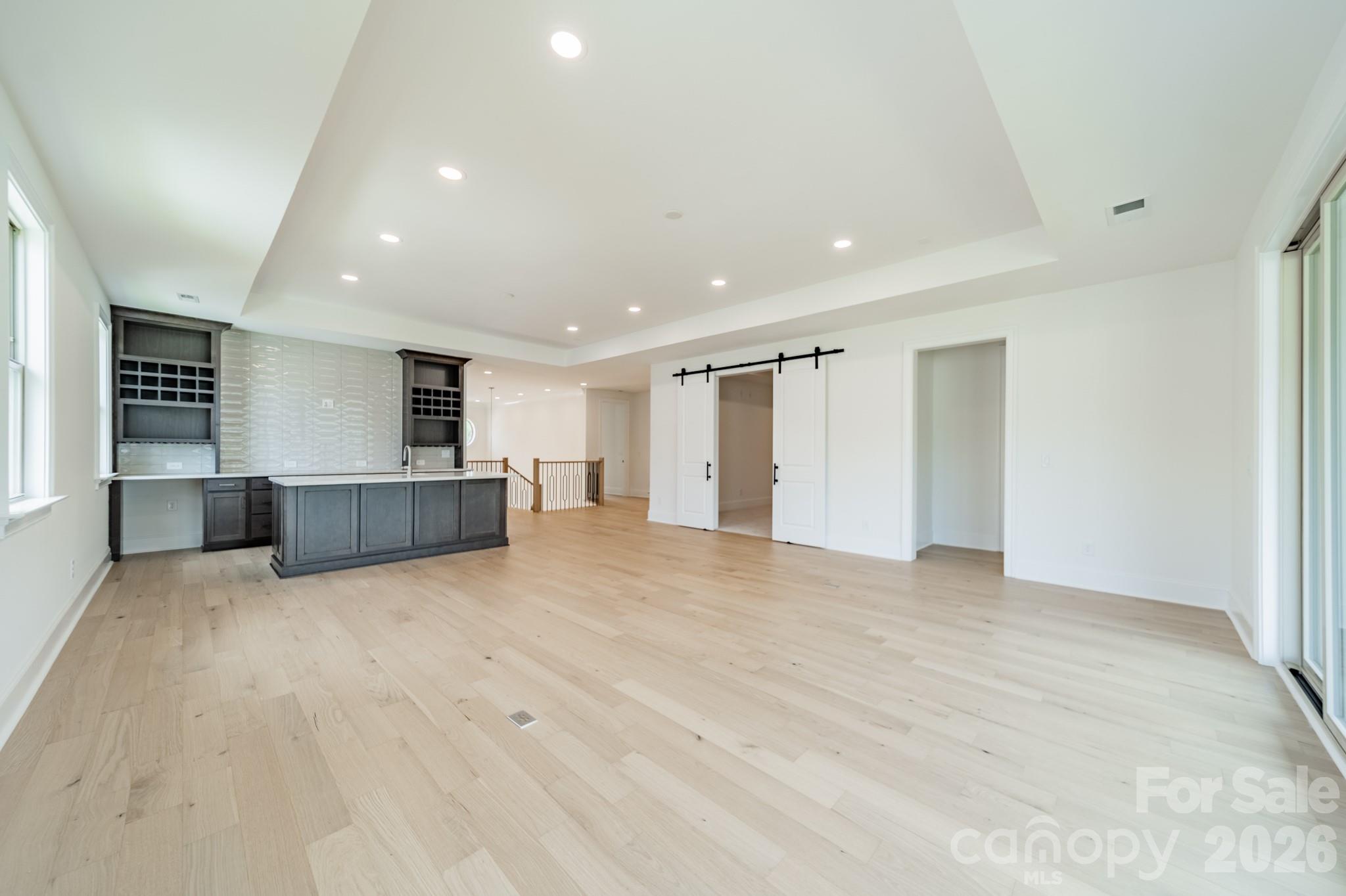1011 Detweiler Road — Marvin