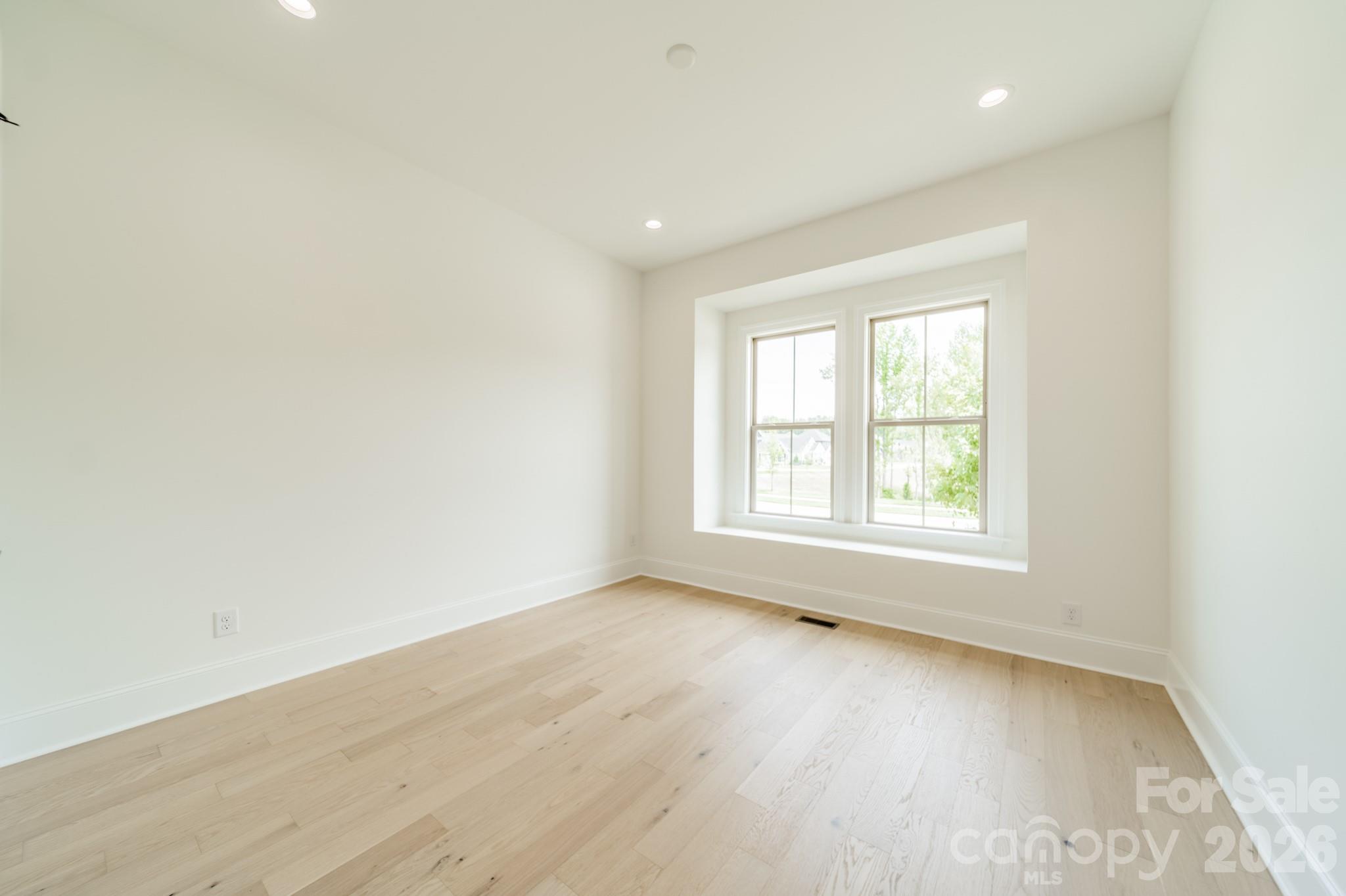 1011 Detweiler Road — Marvin