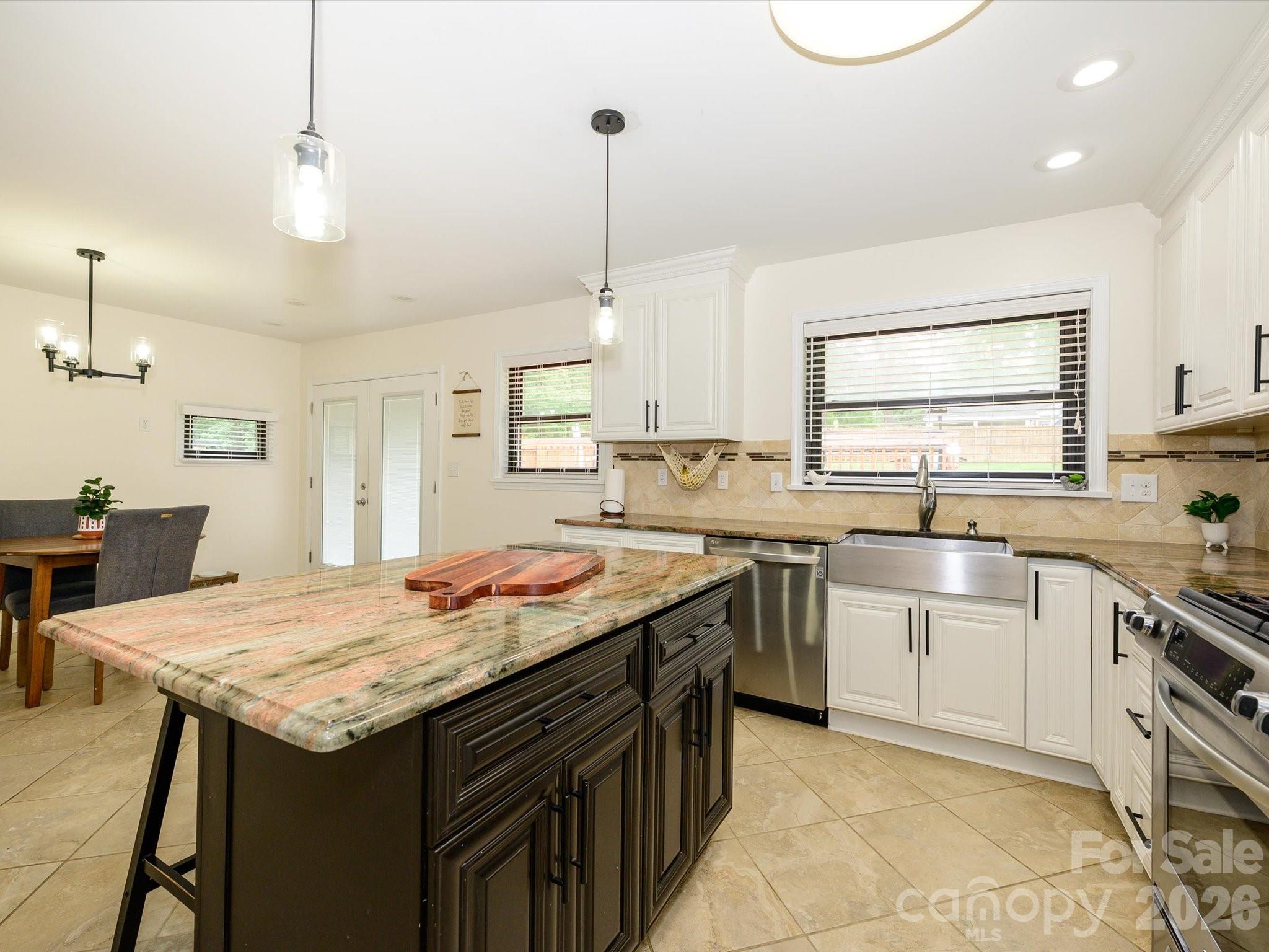 1106 Robinhood Lane — Kannapolis