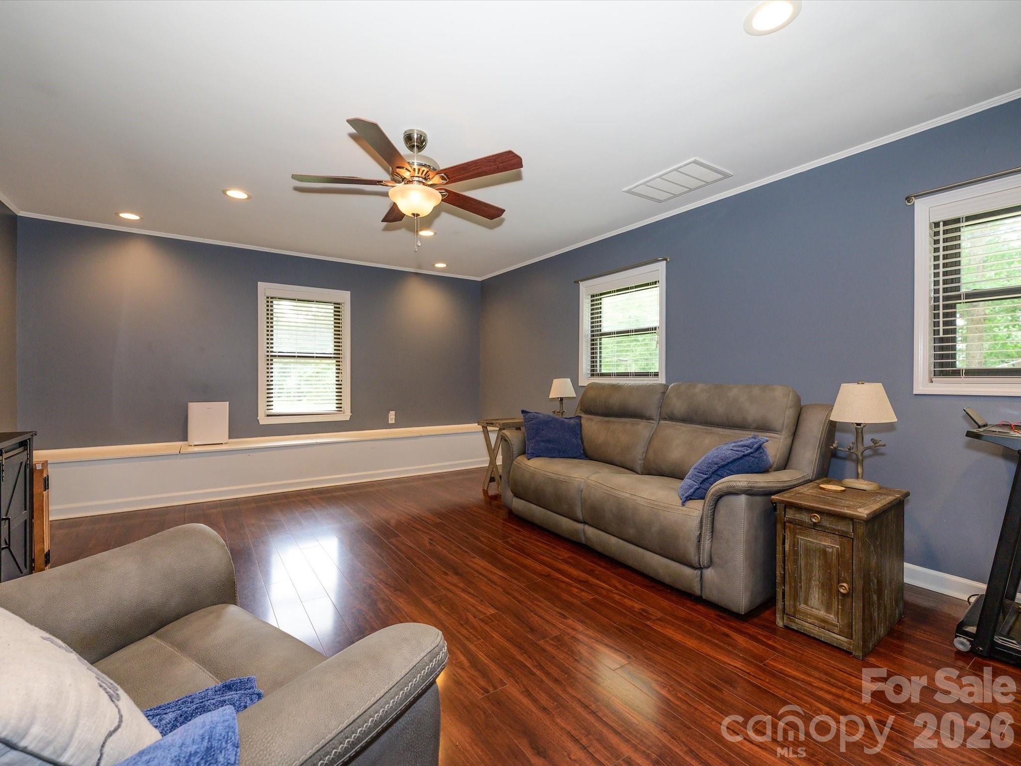 1106 Robinhood Lane — Kannapolis