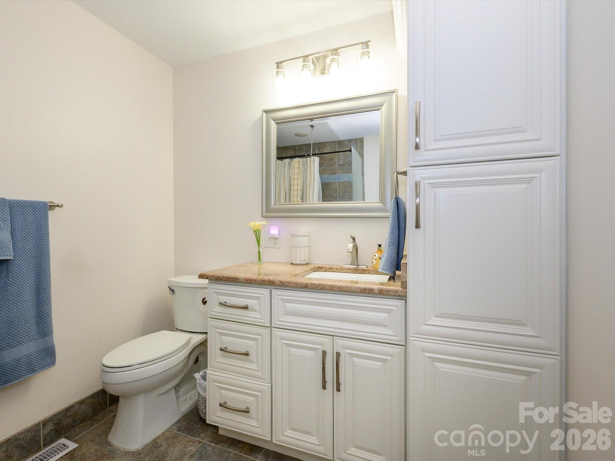 1106 Robinhood Lane — Kannapolis