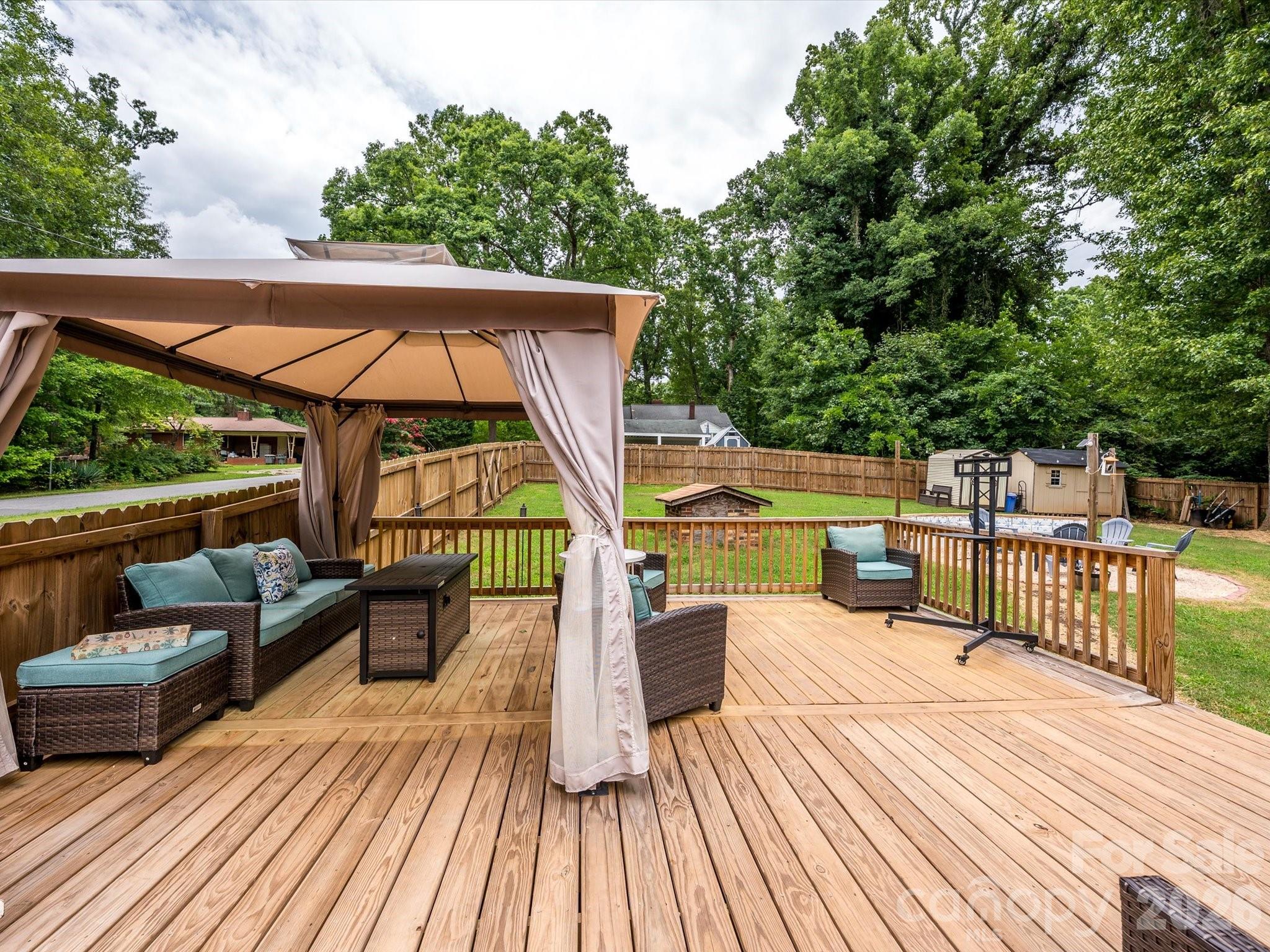 1106 Robinhood Lane — Kannapolis