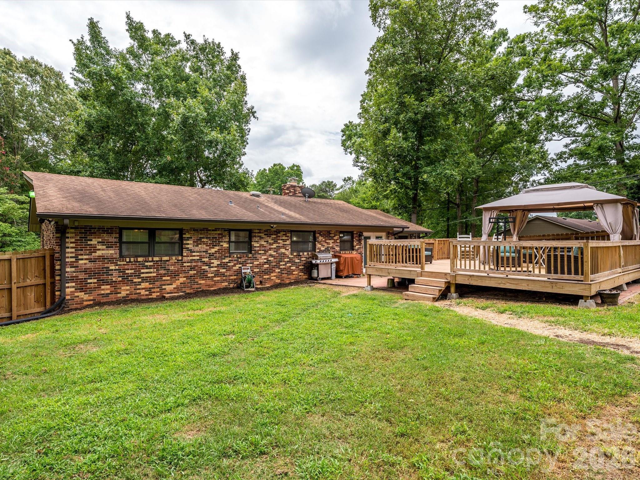 1106 Robinhood Lane — Kannapolis