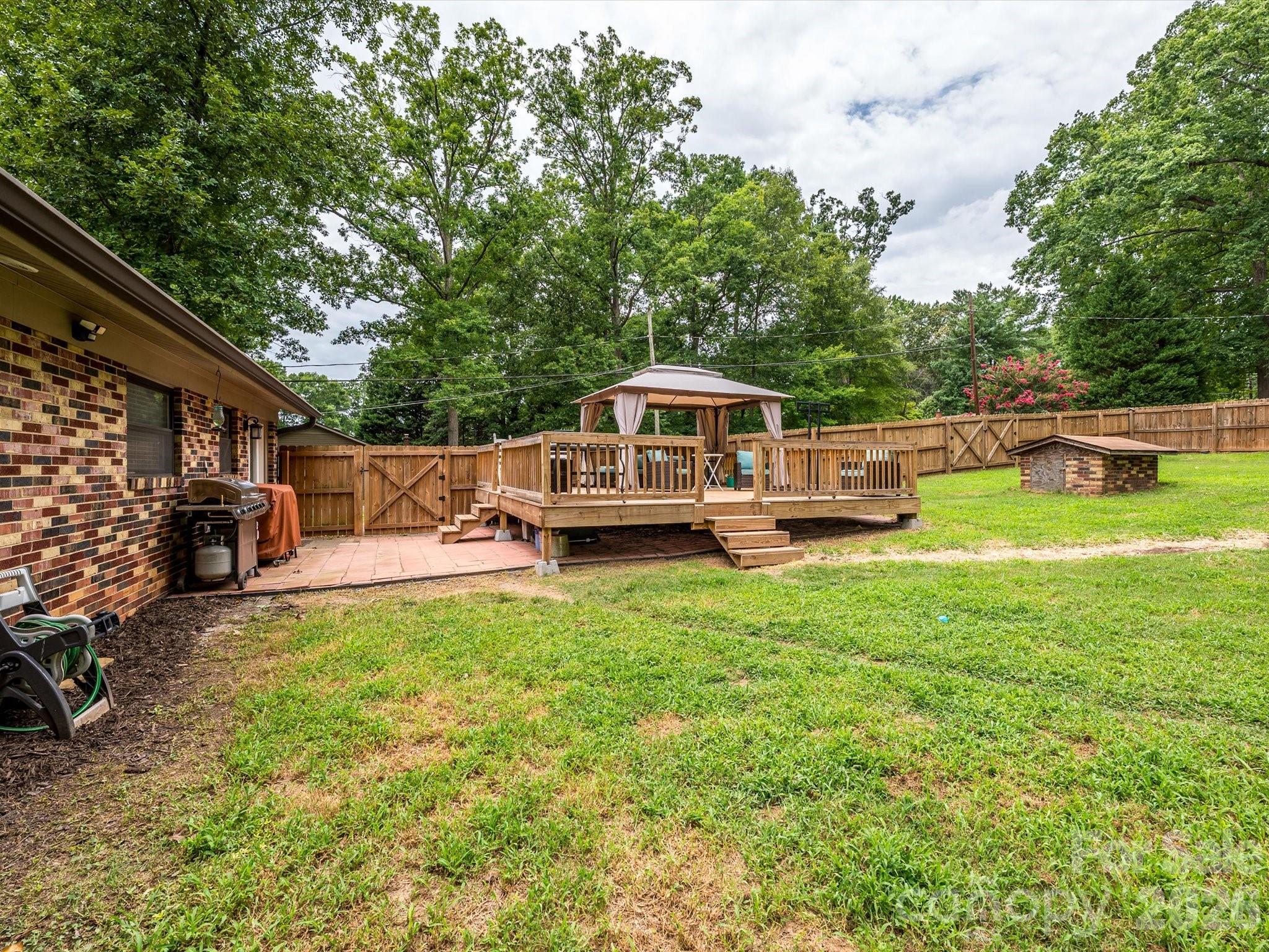 1106 Robinhood Lane — Kannapolis