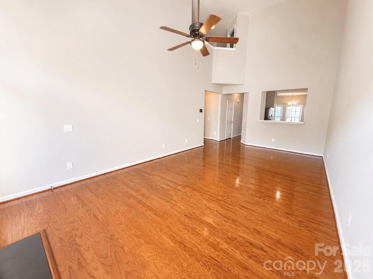 320 Shingleoak Drive — Clover