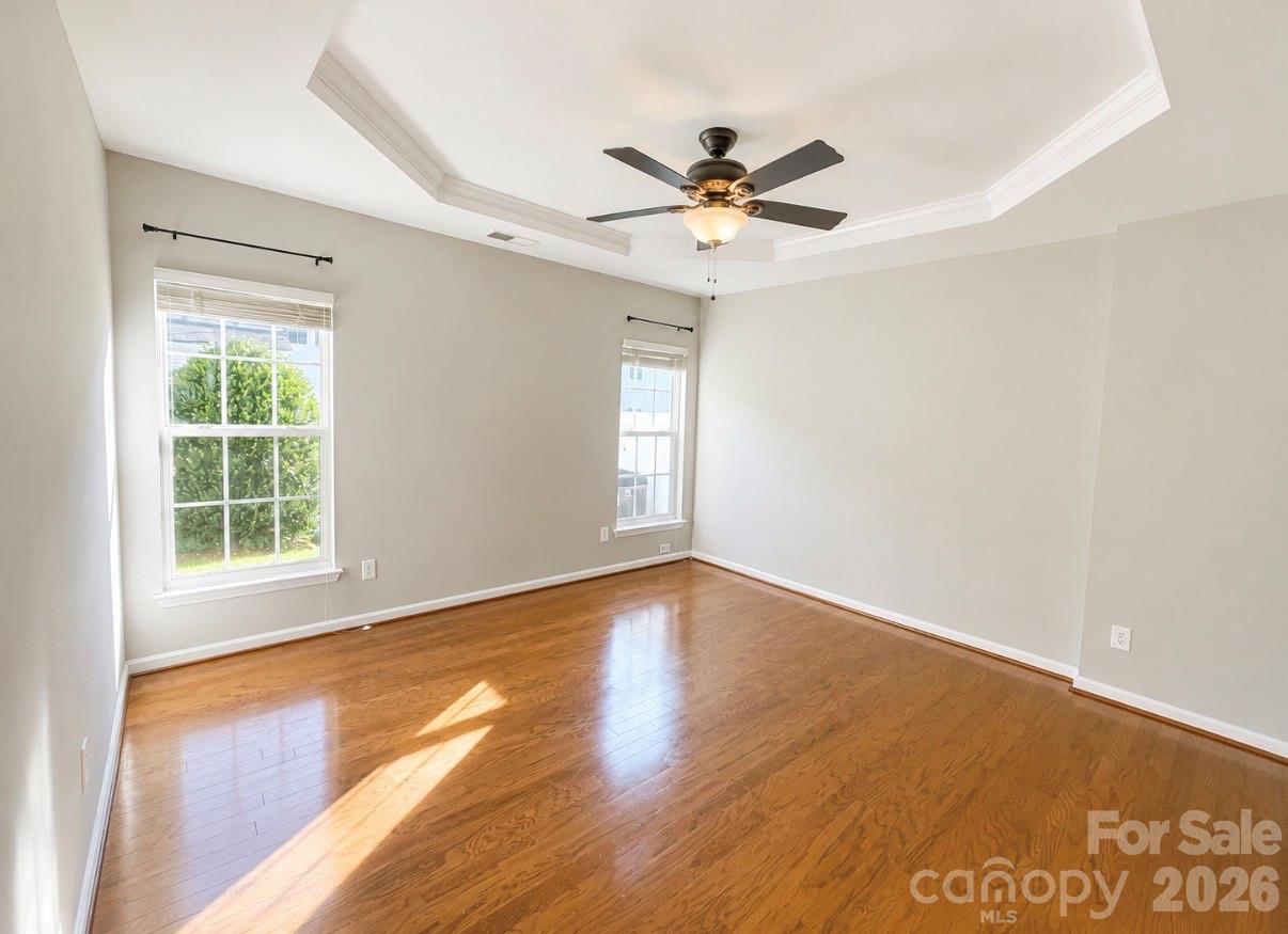 320 Shingleoak Drive — Clover