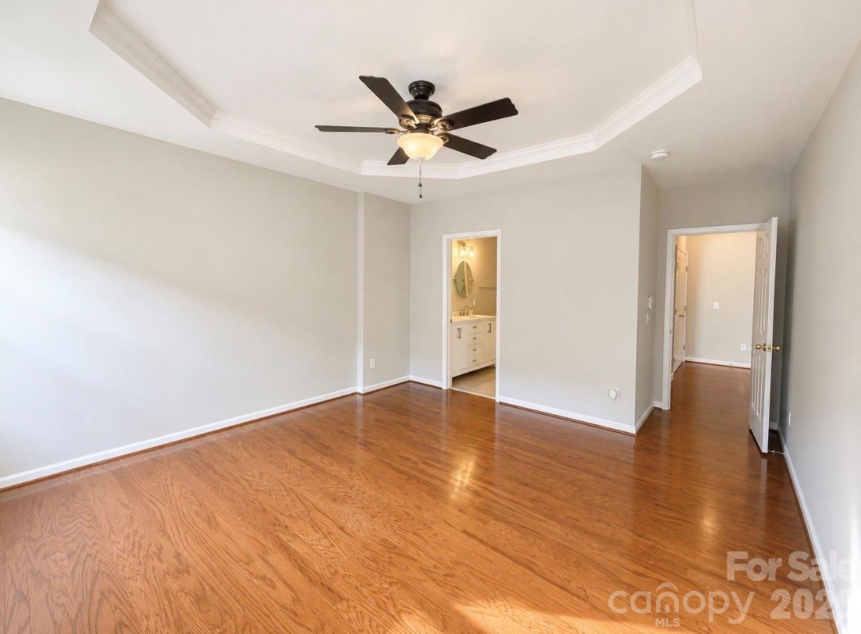 320 Shingleoak Drive — Clover
