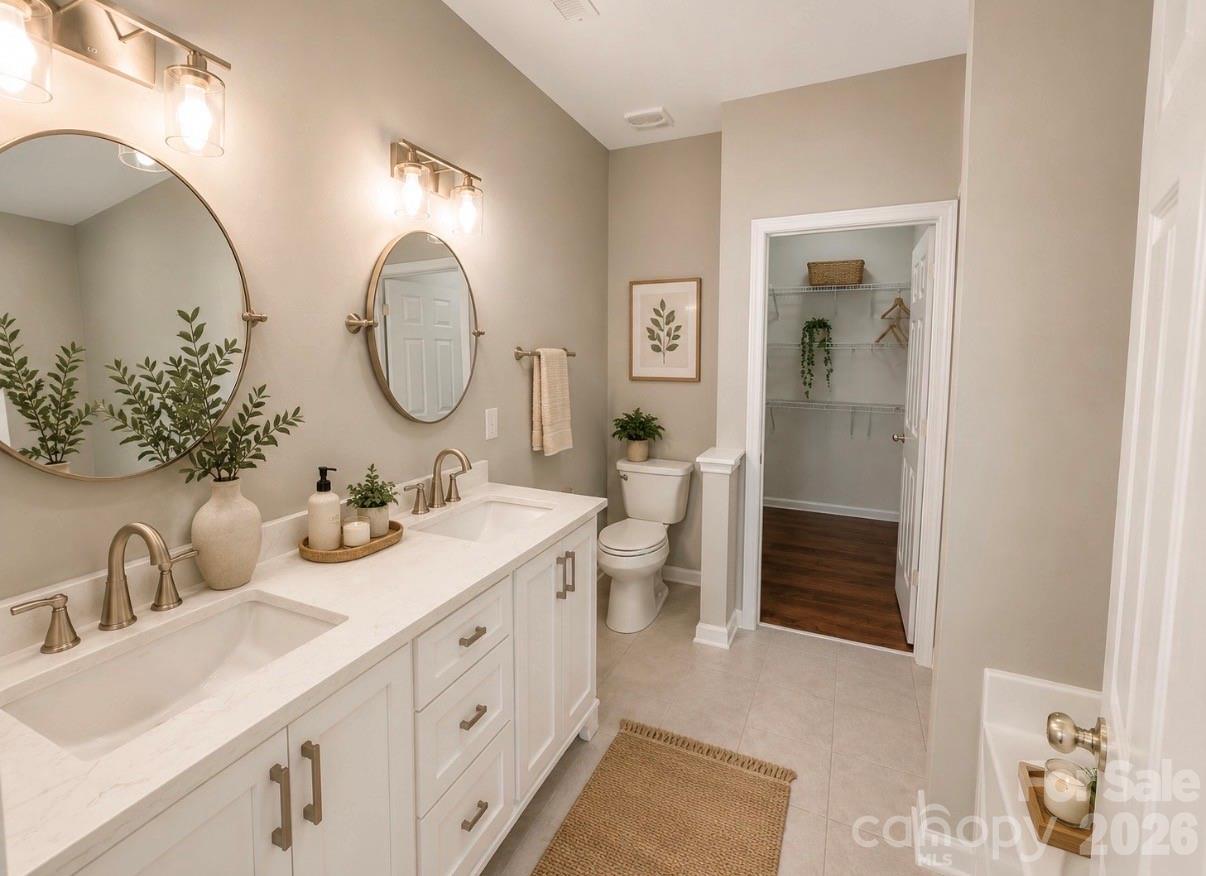 320 Shingleoak Drive — Clover
