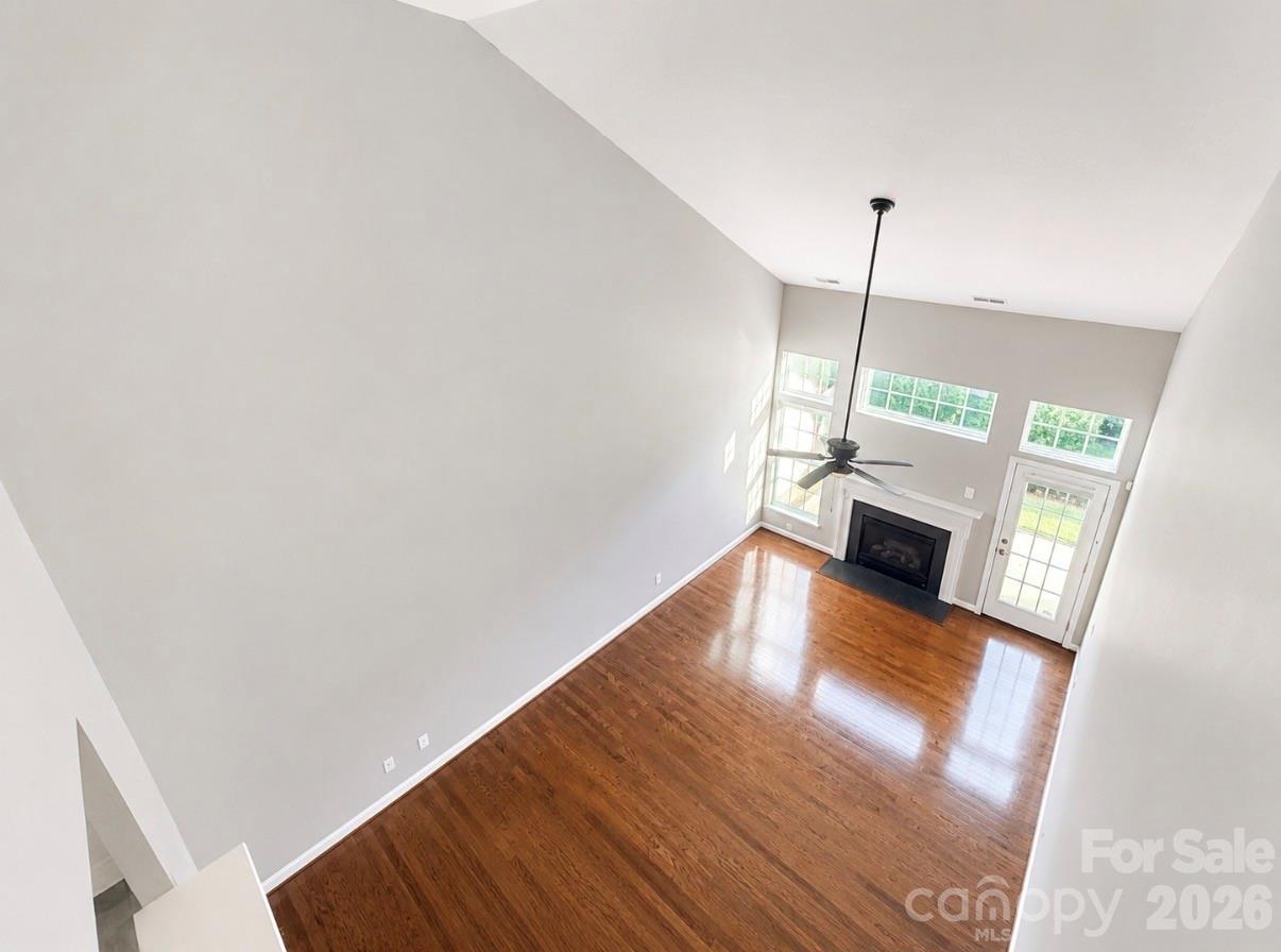 320 Shingleoak Drive — Clover