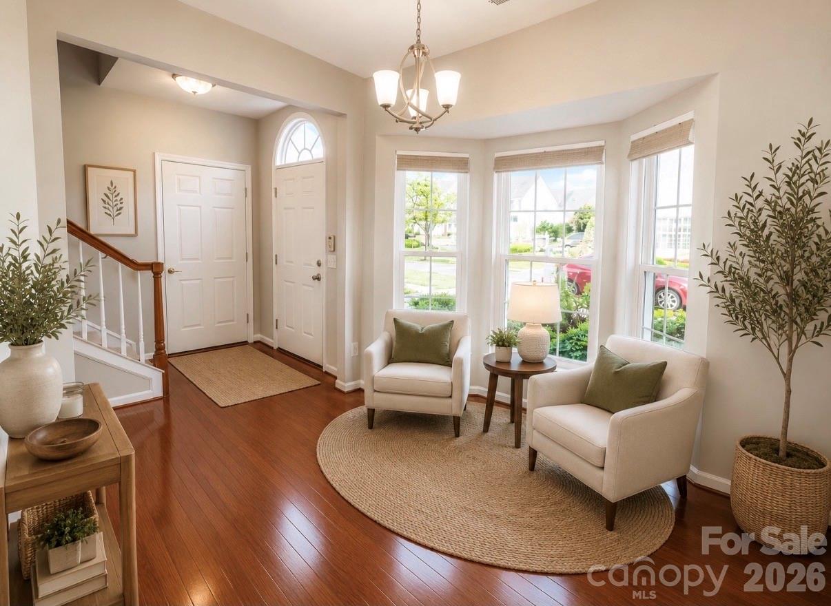 320 Shingleoak Drive — Clover