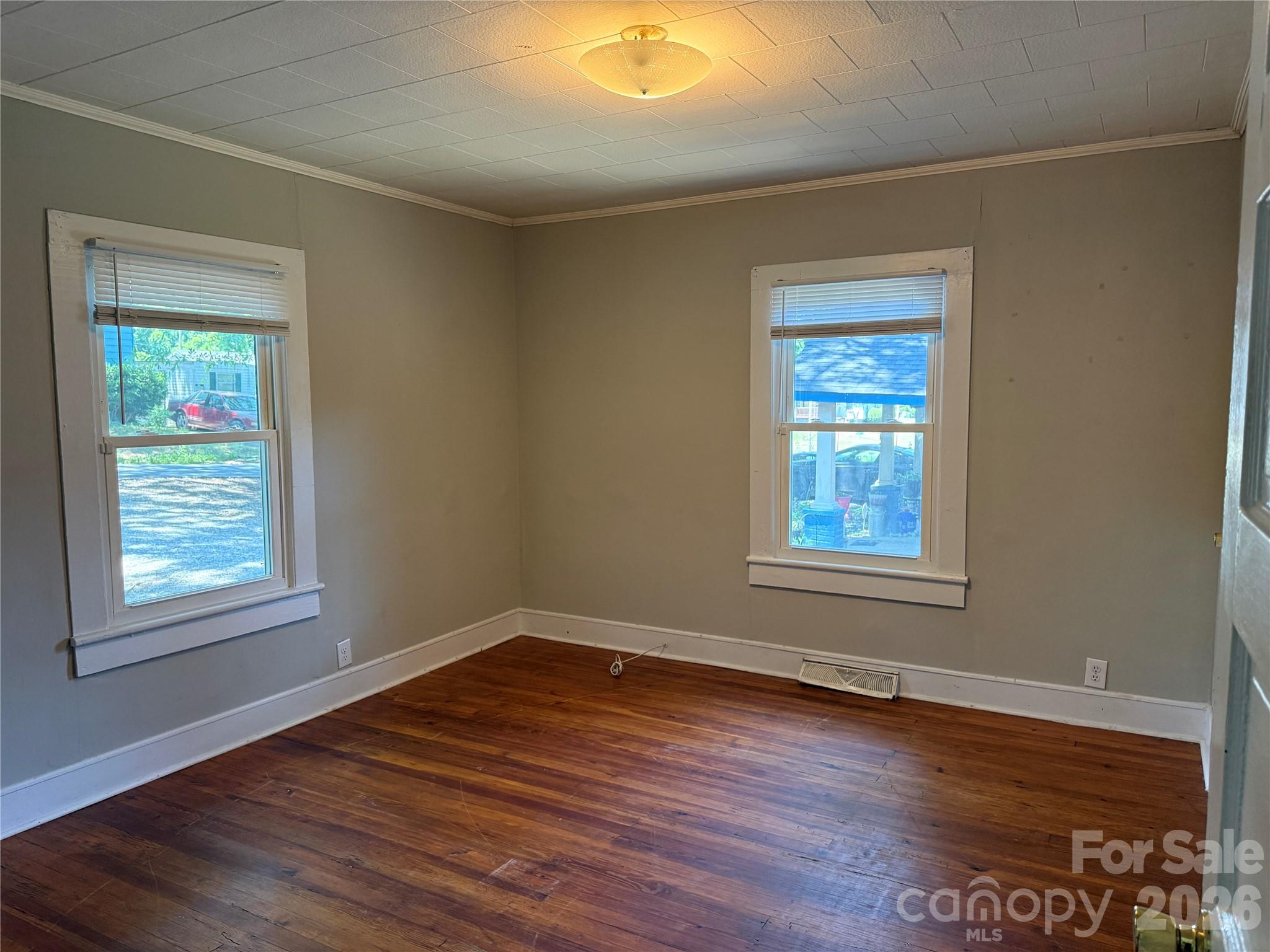 514 S Avon Street — Gastonia