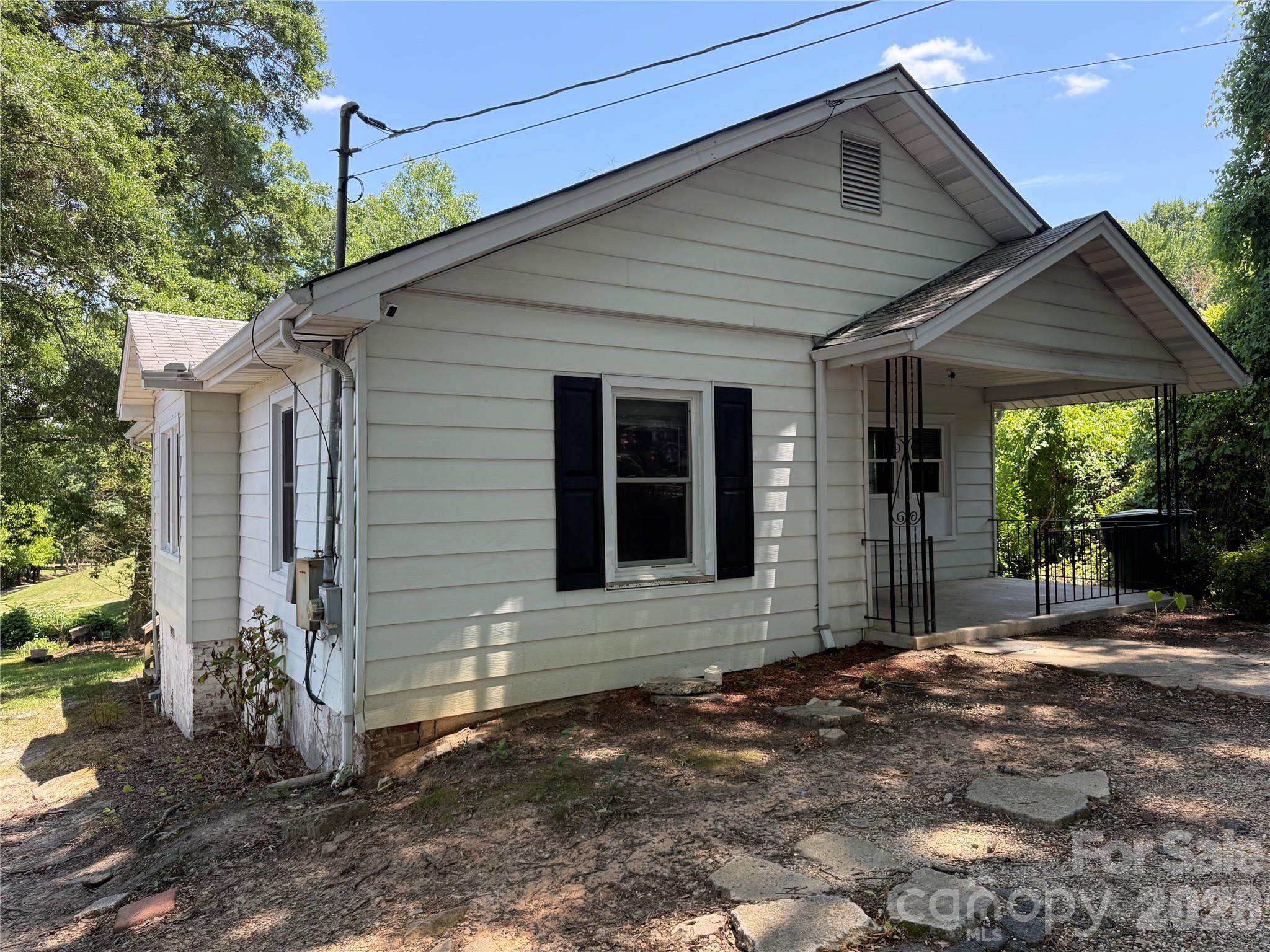 514 S Avon Street — Gastonia