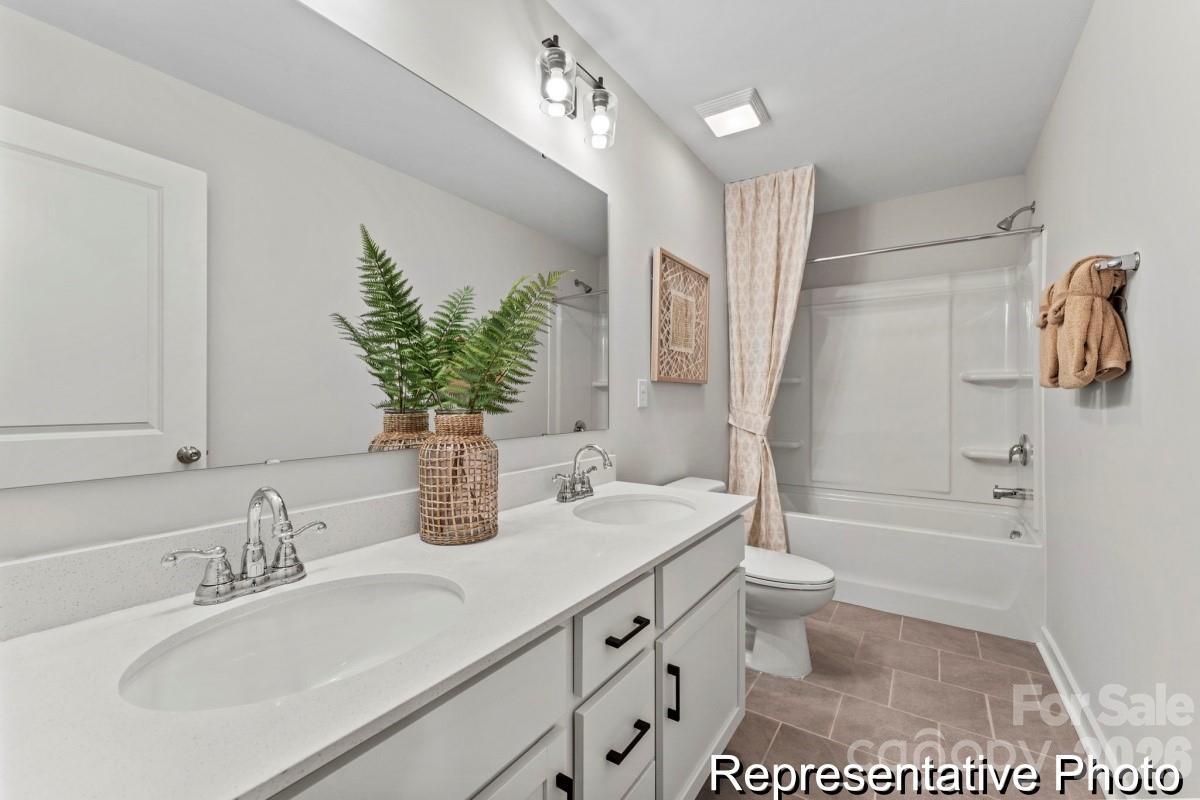 110 W Springhouse Court #18p — Statesville