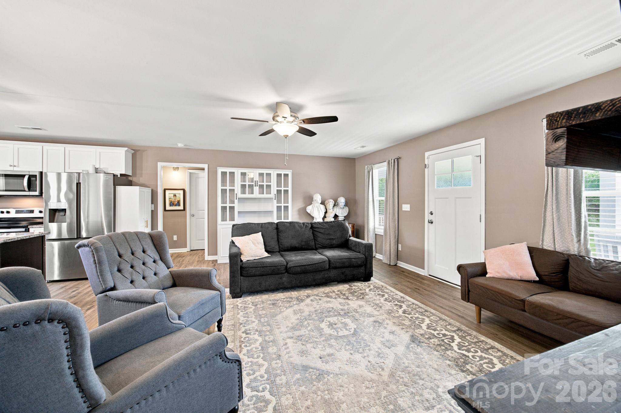 1879 Jetton Drive — Vale
