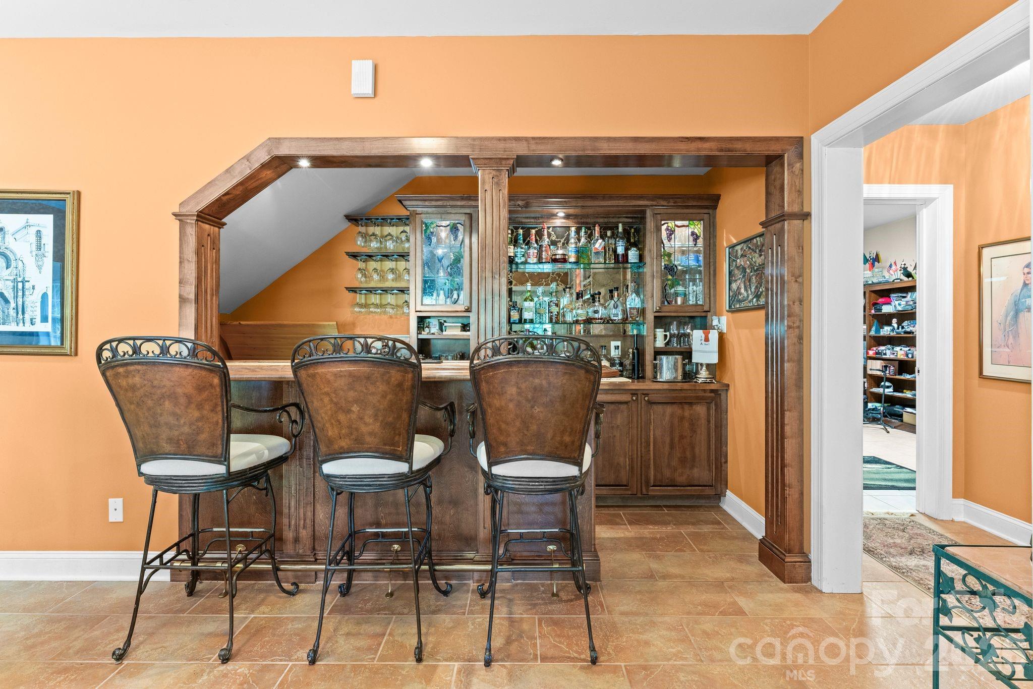 247 James Way — Bermuda Run