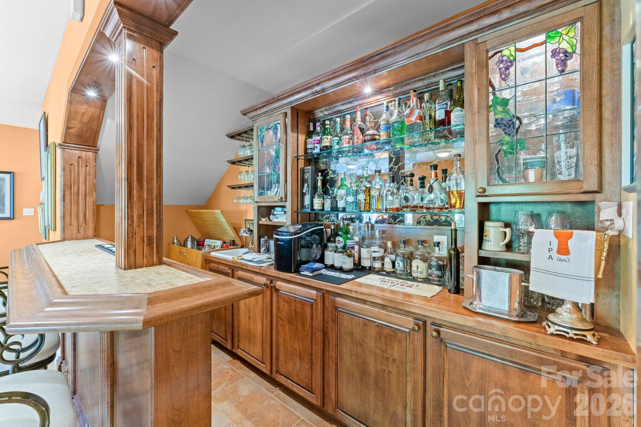 247 James Way — Bermuda Run