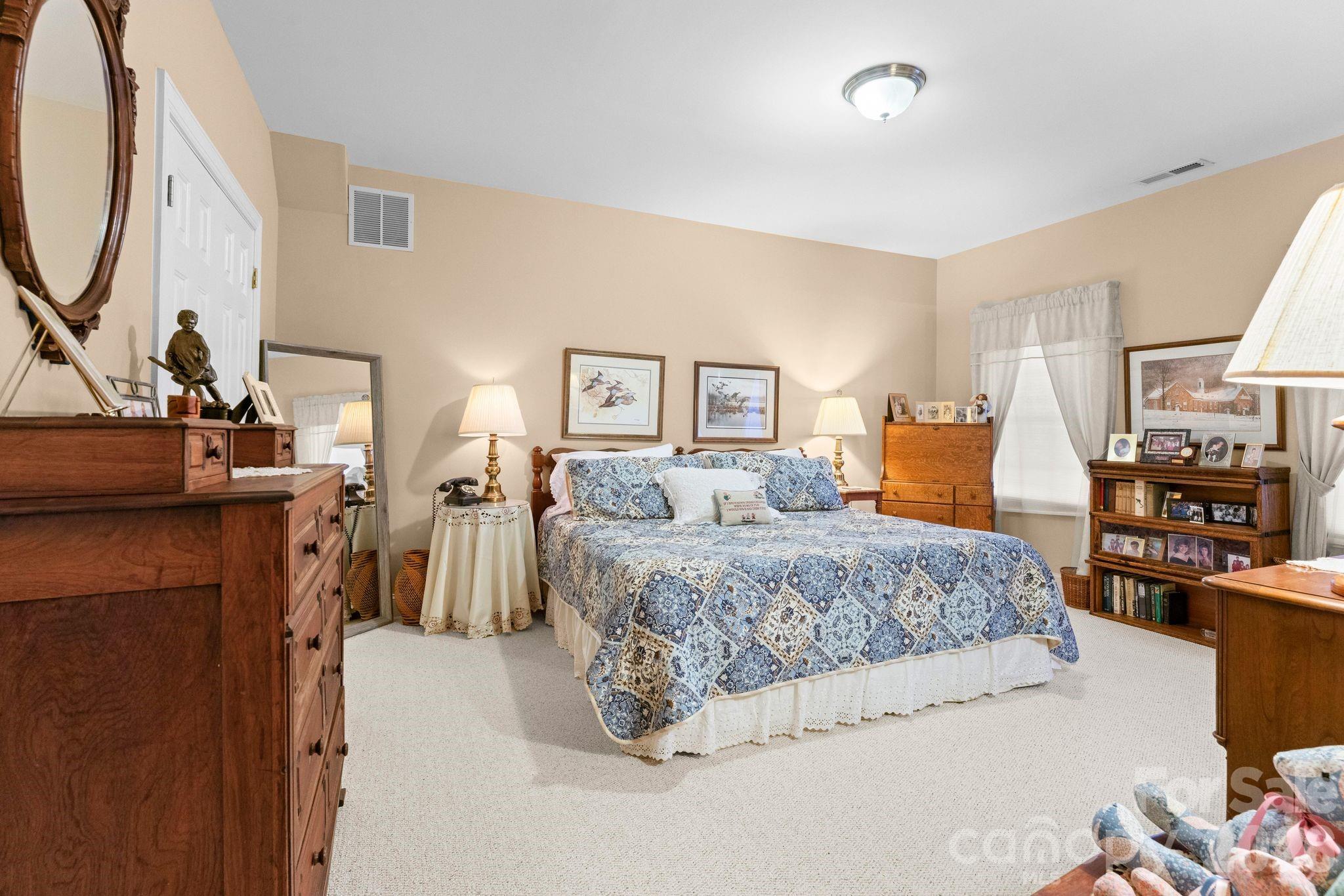 247 James Way — Bermuda Run